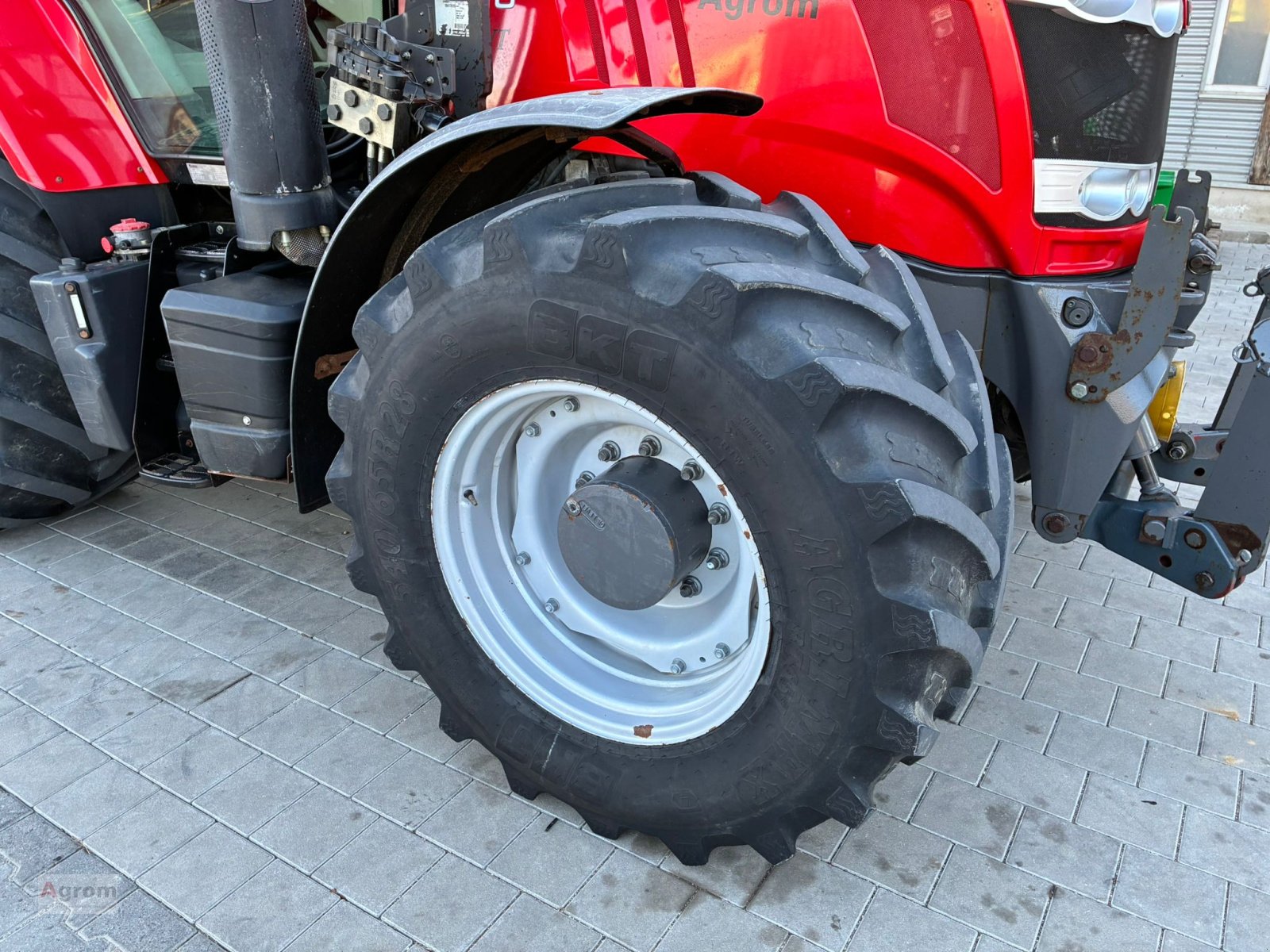 Traktor van het type Massey Ferguson 7718, Gebrauchtmaschine in Münsingen (Foto 11)