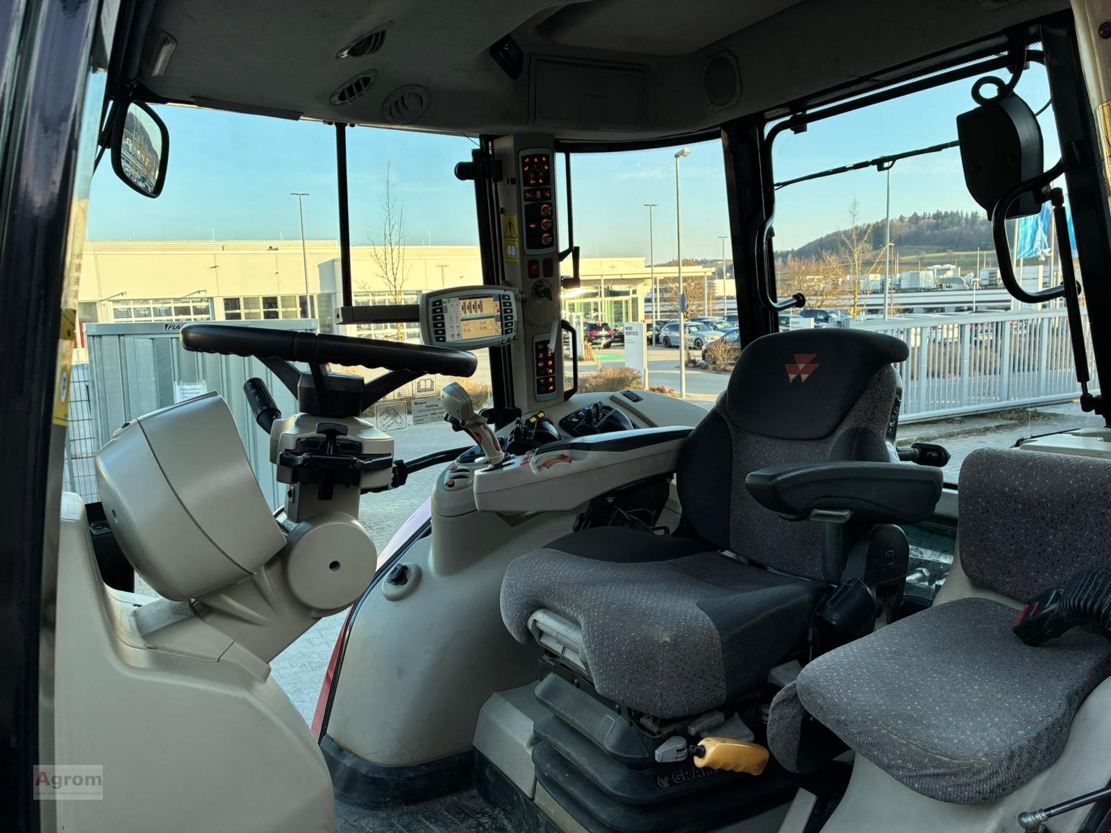 Traktor van het type Massey Ferguson 7718, Gebrauchtmaschine in Münsingen (Foto 14)