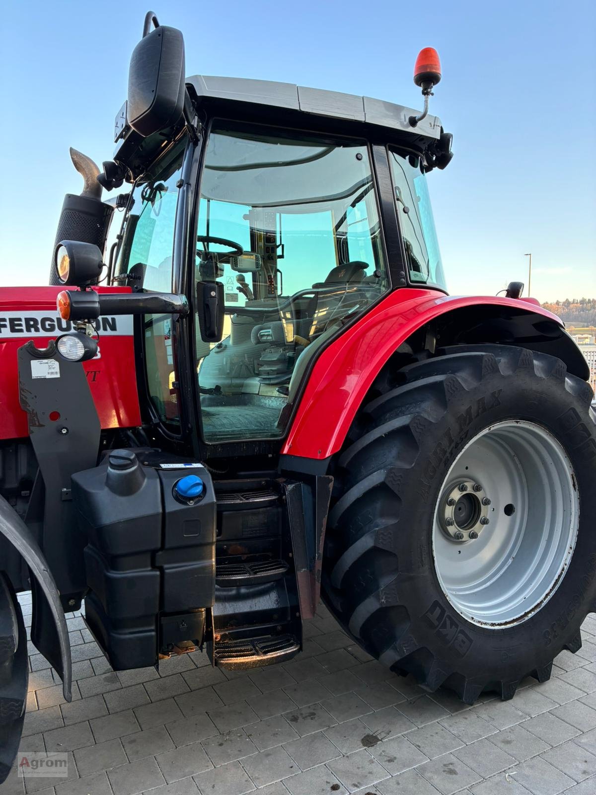 Traktor van het type Massey Ferguson 7718, Gebrauchtmaschine in Münsingen (Foto 19)