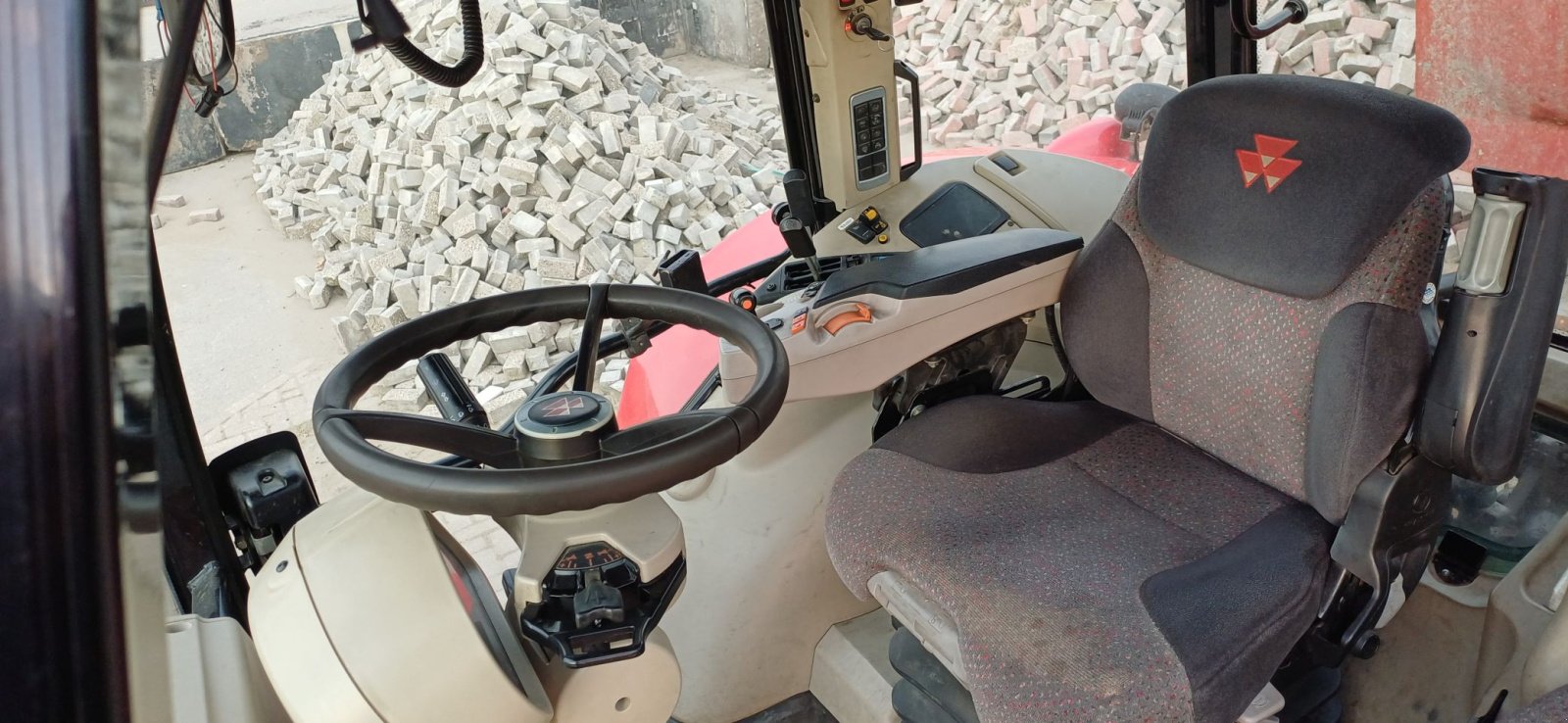 Traktor of the type Massey Ferguson 7718, Gebrauchtmaschine in poortvliet (Picture 8)