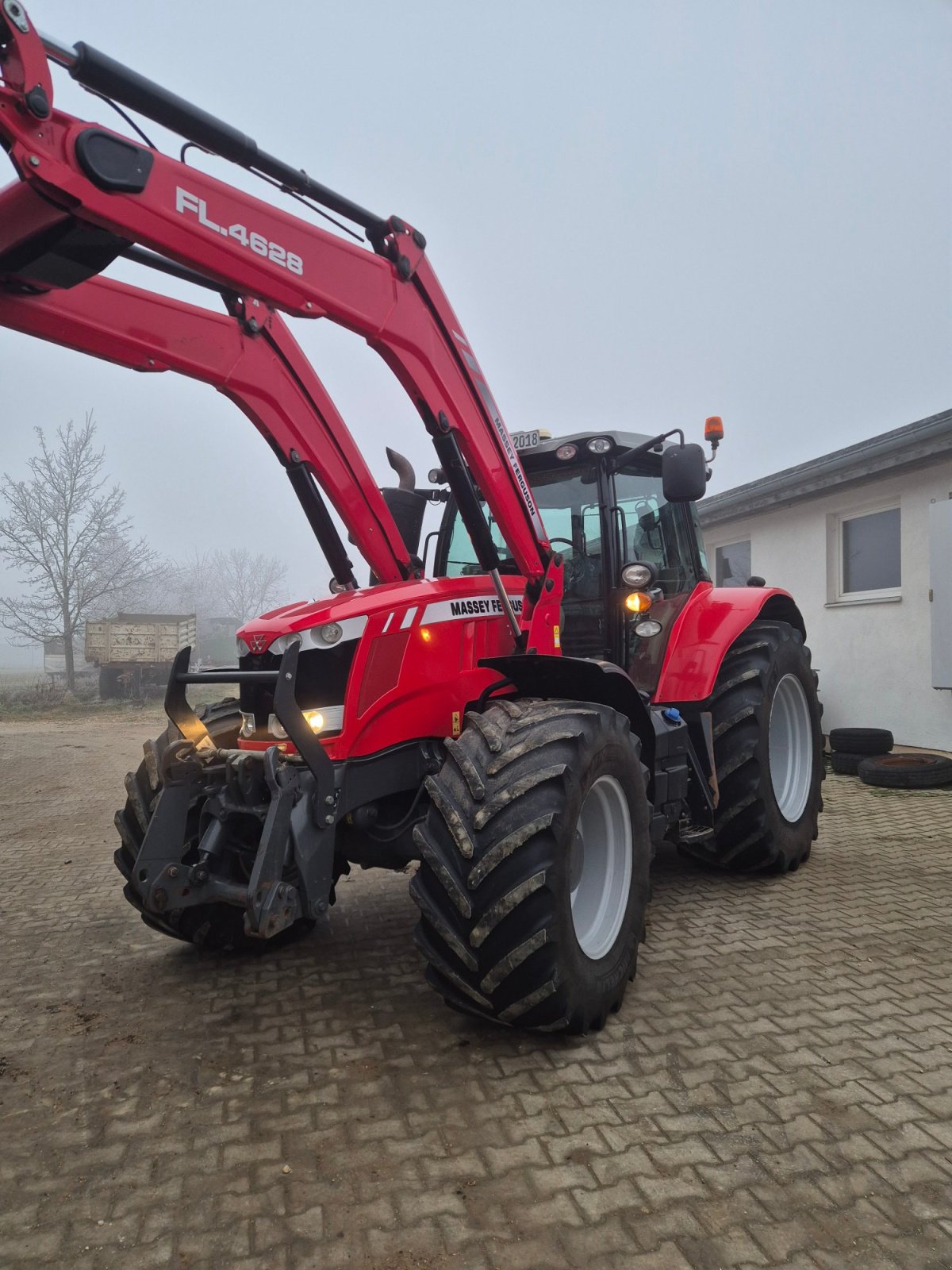 Traktor tip Massey Ferguson 7718, Gebrauchtmaschine in Neresheim (Poză 1)