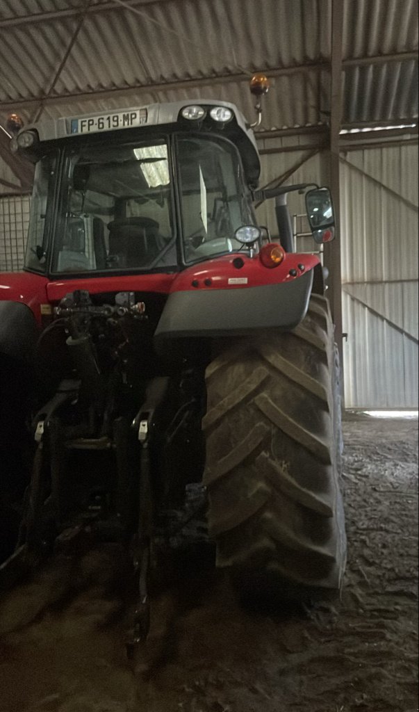 Traktor типа Massey Ferguson 7718S DYNA-VT EXCLUSIVE, Gebrauchtmaschine в Millau (Фотография 4)