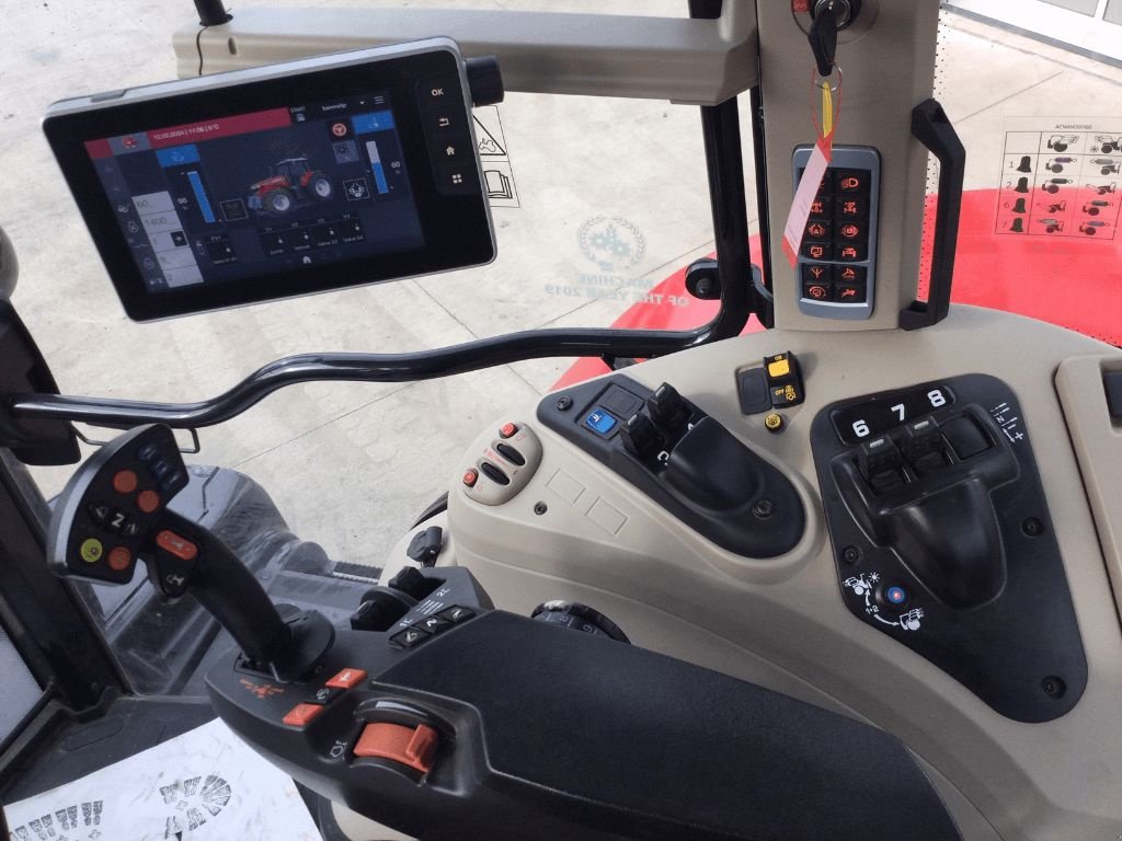 Traktor typu Massey Ferguson 7719 S DYNA VT EXCLUSIVE, Gebrauchtmaschine v azerailles (Obrázek 8)