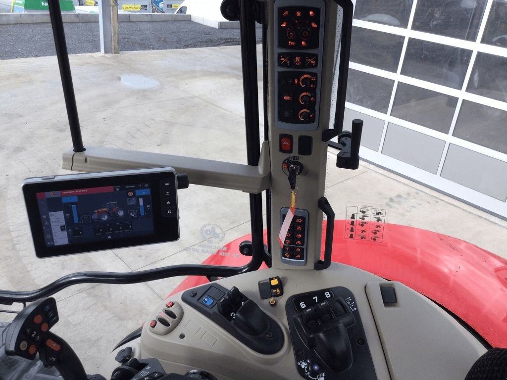 Traktor typu Massey Ferguson 7719 S DYNA VT EXCLUSIVE, Gebrauchtmaschine v azerailles (Obrázek 9)