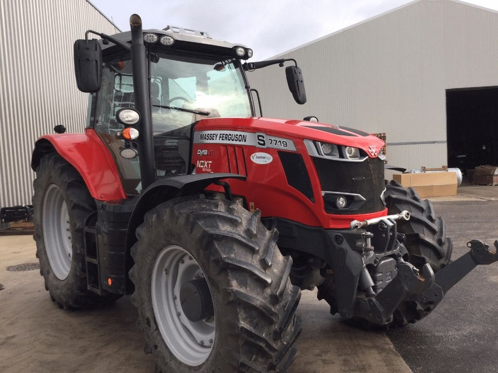 Traktor typu Massey Ferguson 7719 S DYNA VT EXCLUSIVE, Gebrauchtmaschine v azerailles (Obrázek 4)