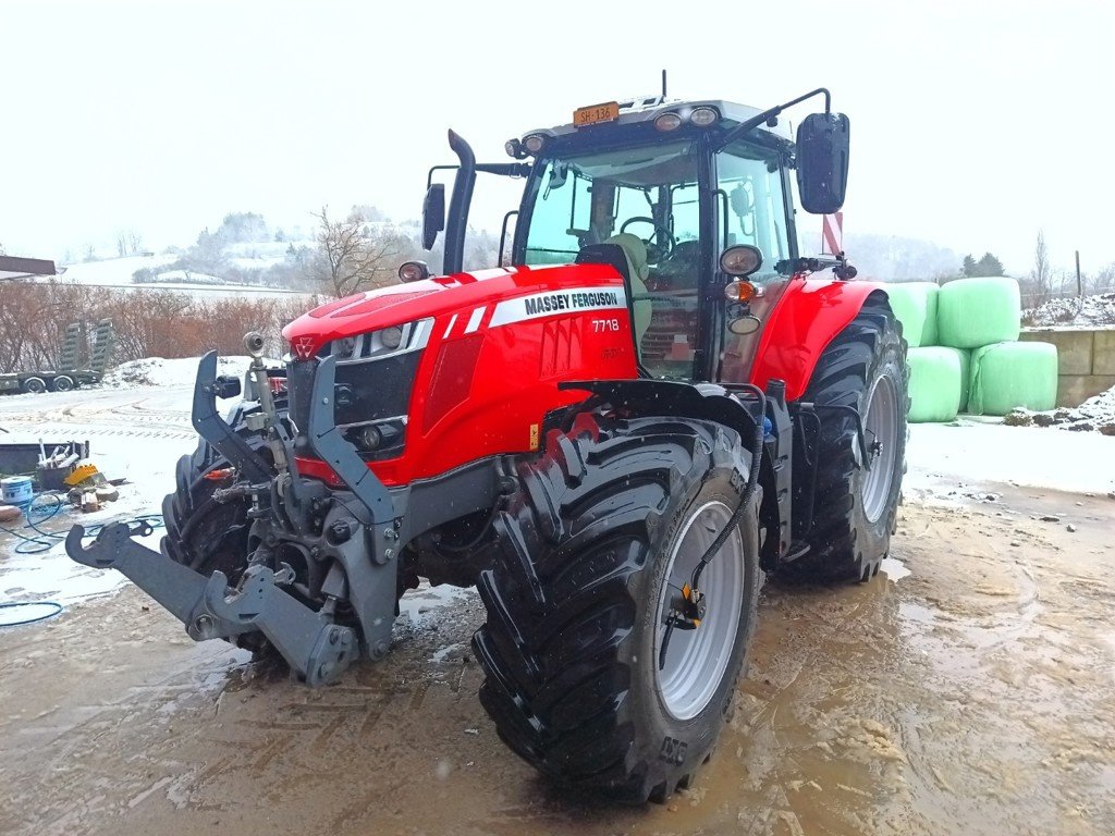 Traktor typu Massey Ferguson 7719 S Dyna VT, Gebrauchtmaschine v Schleitheim (Obrázok 1)
