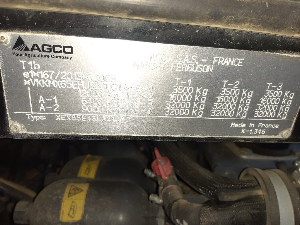 Traktor tip Massey Ferguson 7720 S D 6 EFFICIENT, Gebrauchtmaschine in Ligny-en-Barrois (Poză 11)