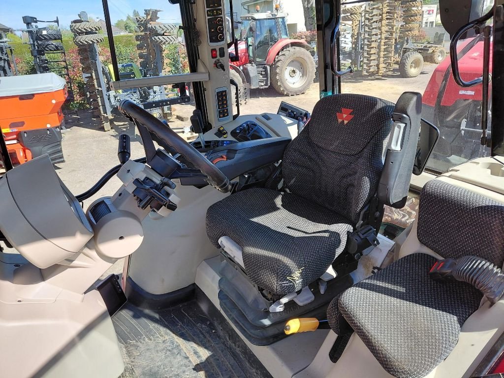 Traktor tip Massey Ferguson 7720 S D 6 EFFICIENT, Gebrauchtmaschine in Ligny-en-Barrois (Poză 5)