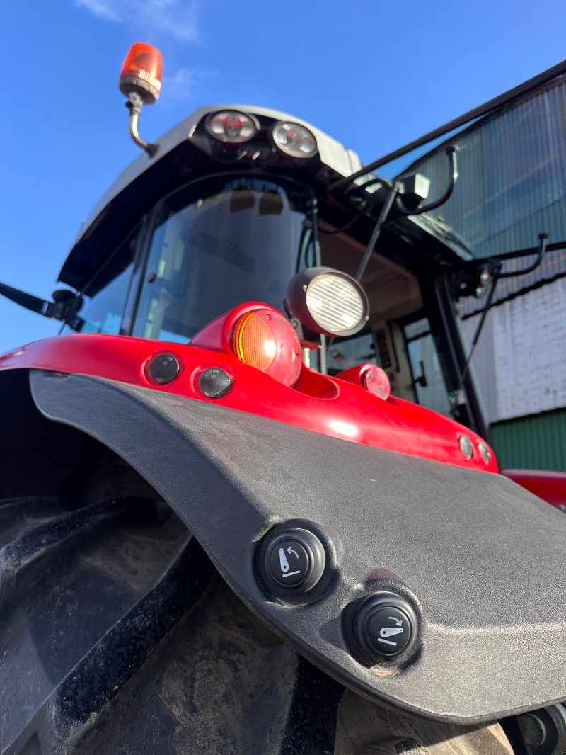 Traktor of the type Massey Ferguson 7720 S Dyna6  PTO, Gebrauchtmaschine in Liebenwalde (Picture 10)