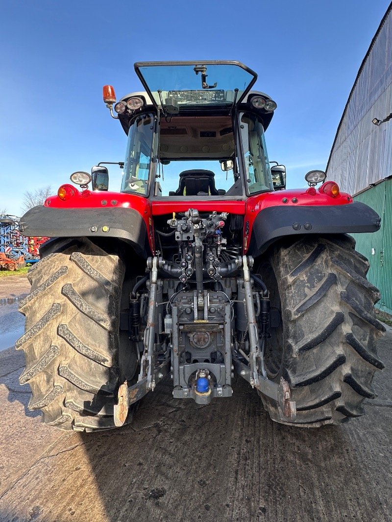 Traktor of the type Massey Ferguson 7720 S Dyna6  PTO, Gebrauchtmaschine in Liebenwalde (Picture 14)