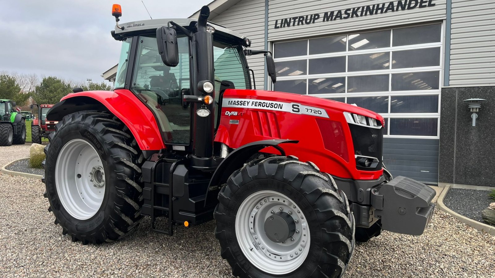 Traktor vrste Massey Ferguson 7720S Exclusive Dyna VT, Gebrauchtmaschine v Lintrup (Slika 18)
