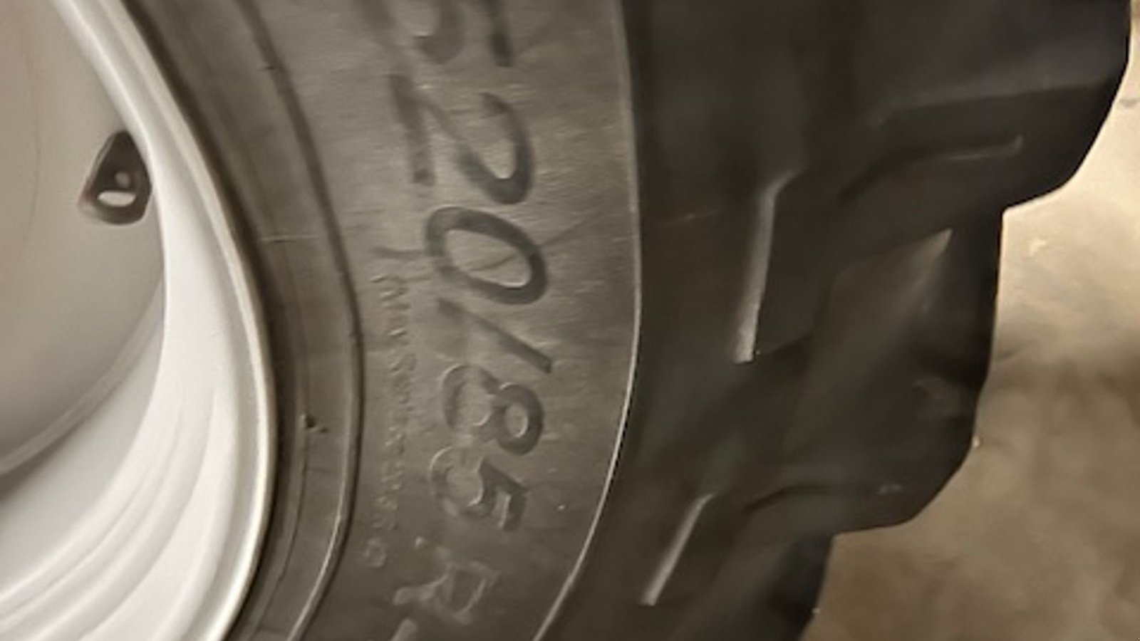 Traktor of the type Massey Ferguson 7720S Velholdt traktor.  Har aldrig lavet andet end at køre med sprøjte., Gebrauchtmaschine in Lintrup (Picture 5)