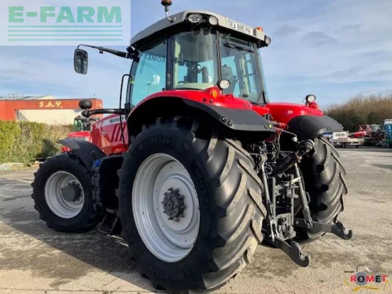 Traktor van het type Massey Ferguson 7722 d6 ef, Gebrauchtmaschine in GENNES-SUR-GLAIZE (Foto 3)