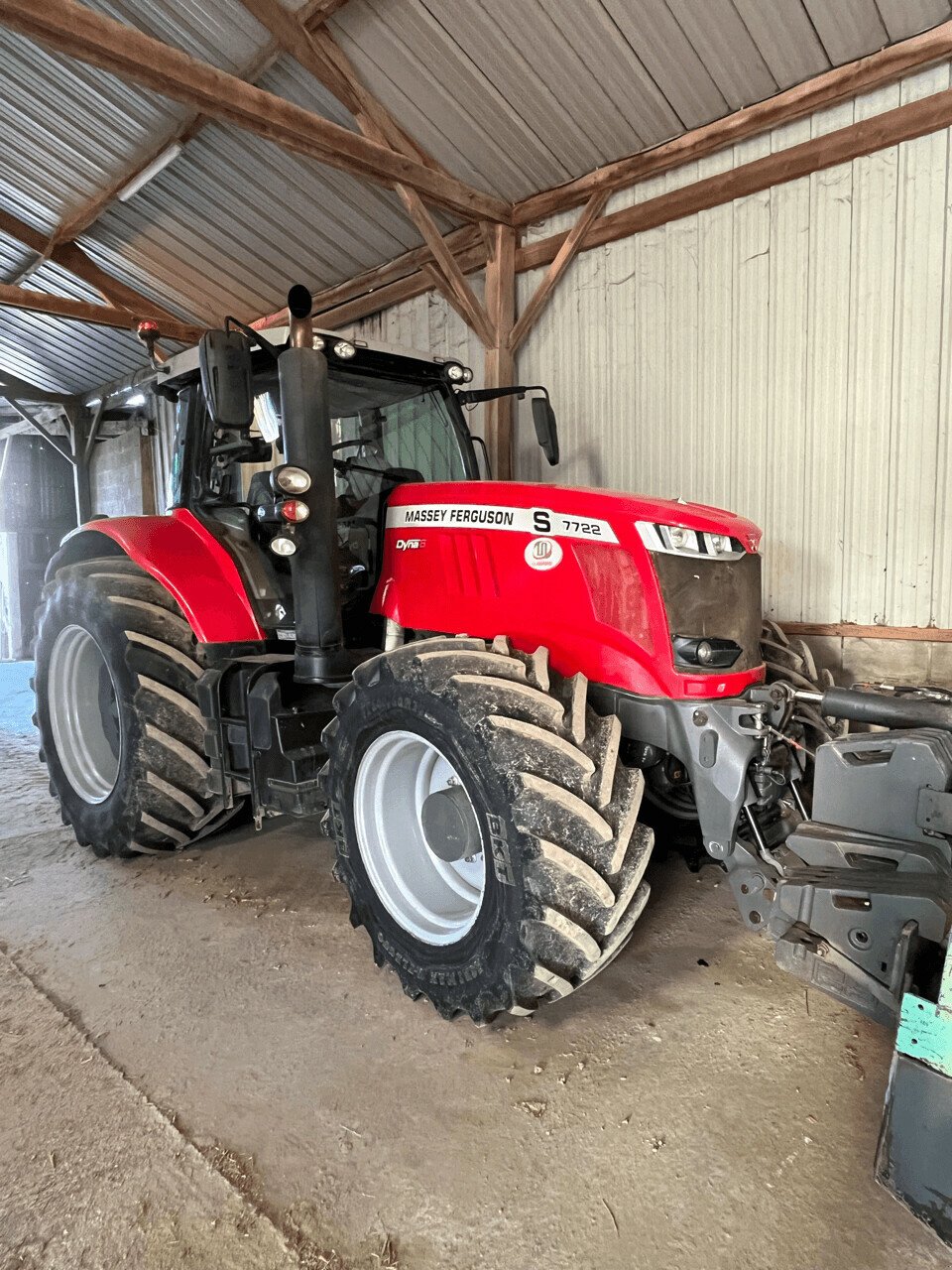Traktor типа Massey Ferguson 7722 S DYNA 6, Gebrauchtmaschine в PONTIVY (Фотография 3)