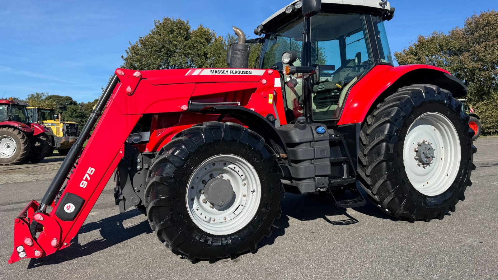Traktor типа Massey Ferguson 7724 Dyna VT KUN 4000 TIMER OG EKSTREM FLOT!, Gebrauchtmaschine в Nørager (Фотография 2)