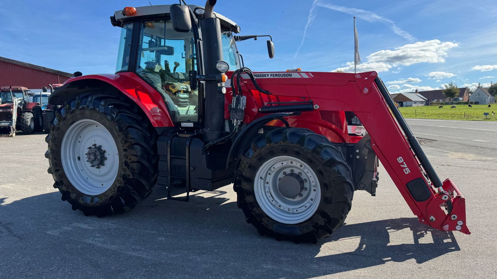 Traktor типа Massey Ferguson 7724 Dyna VT KUN 4000 TIMER OG EKSTREM FLOT!, Gebrauchtmaschine в Nørager (Фотография 9)