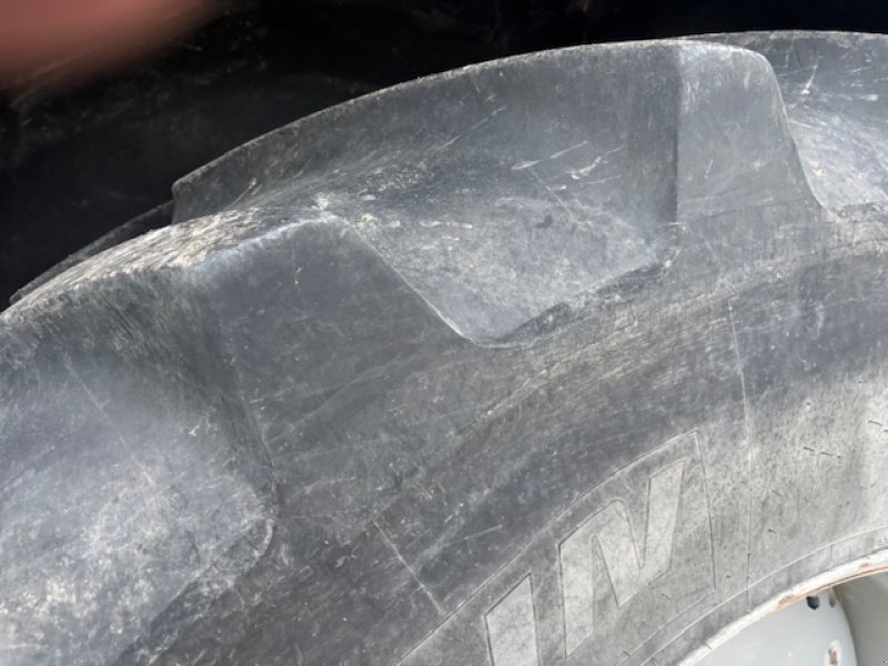 Traktor типа Massey Ferguson 7724, Gebrauchtmaschine в SAINTE-MENEHOULD (Фотография 7)