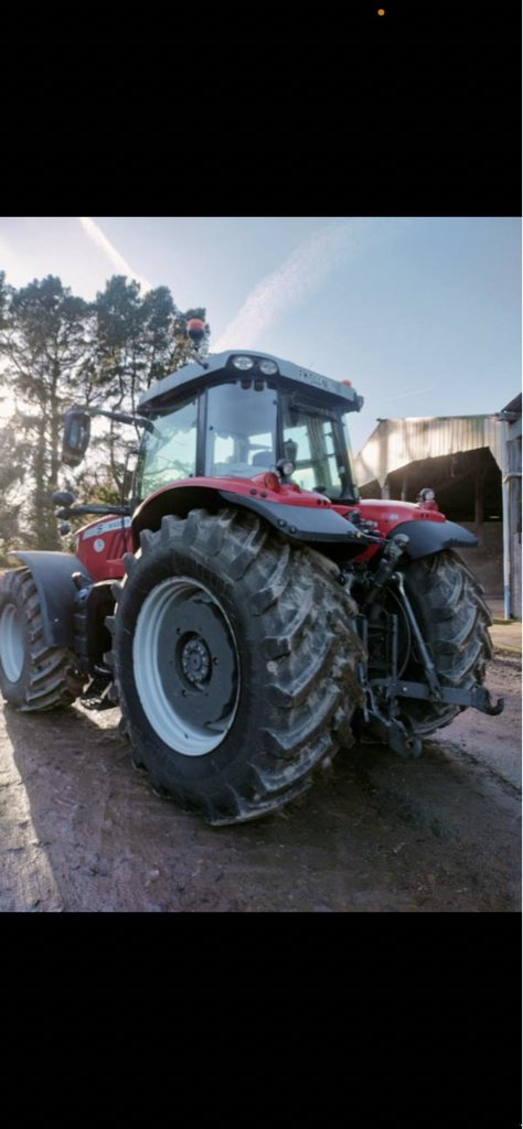 Traktor van het type Massey Ferguson 7724S DYNA-6 EFFICIENT, Gebrauchtmaschine in JOSSELIN (Foto 4)