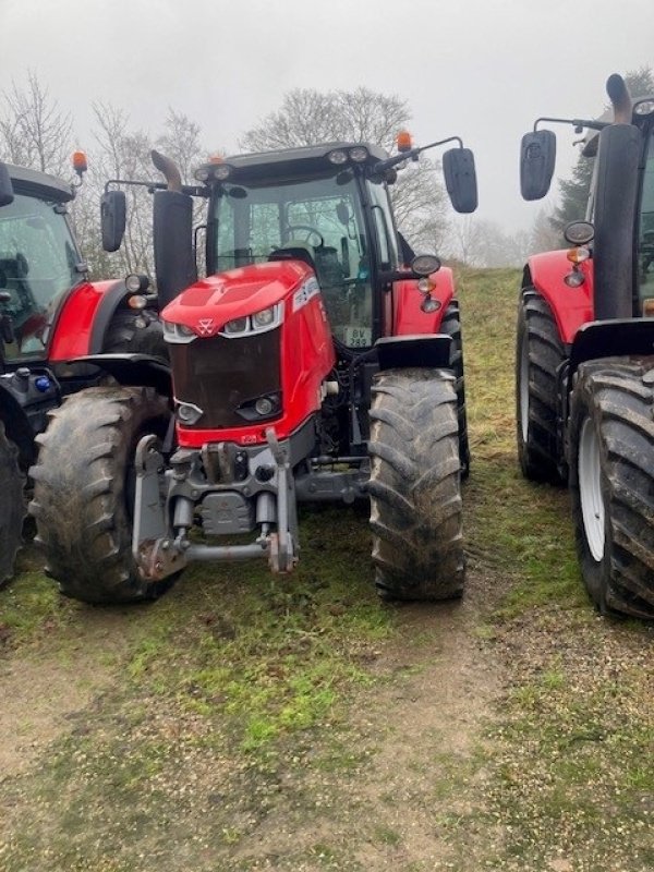 Traktor des Typs Massey Ferguson 7724S Dyna 6, Gebrauchtmaschine in Stenstrup (Bild 1)