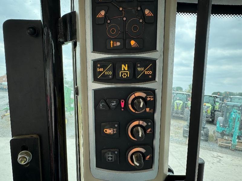 Traktor van het type Massey Ferguson 7726 DYNA VT EF, Gebrauchtmaschine in Richebourg (Foto 11)