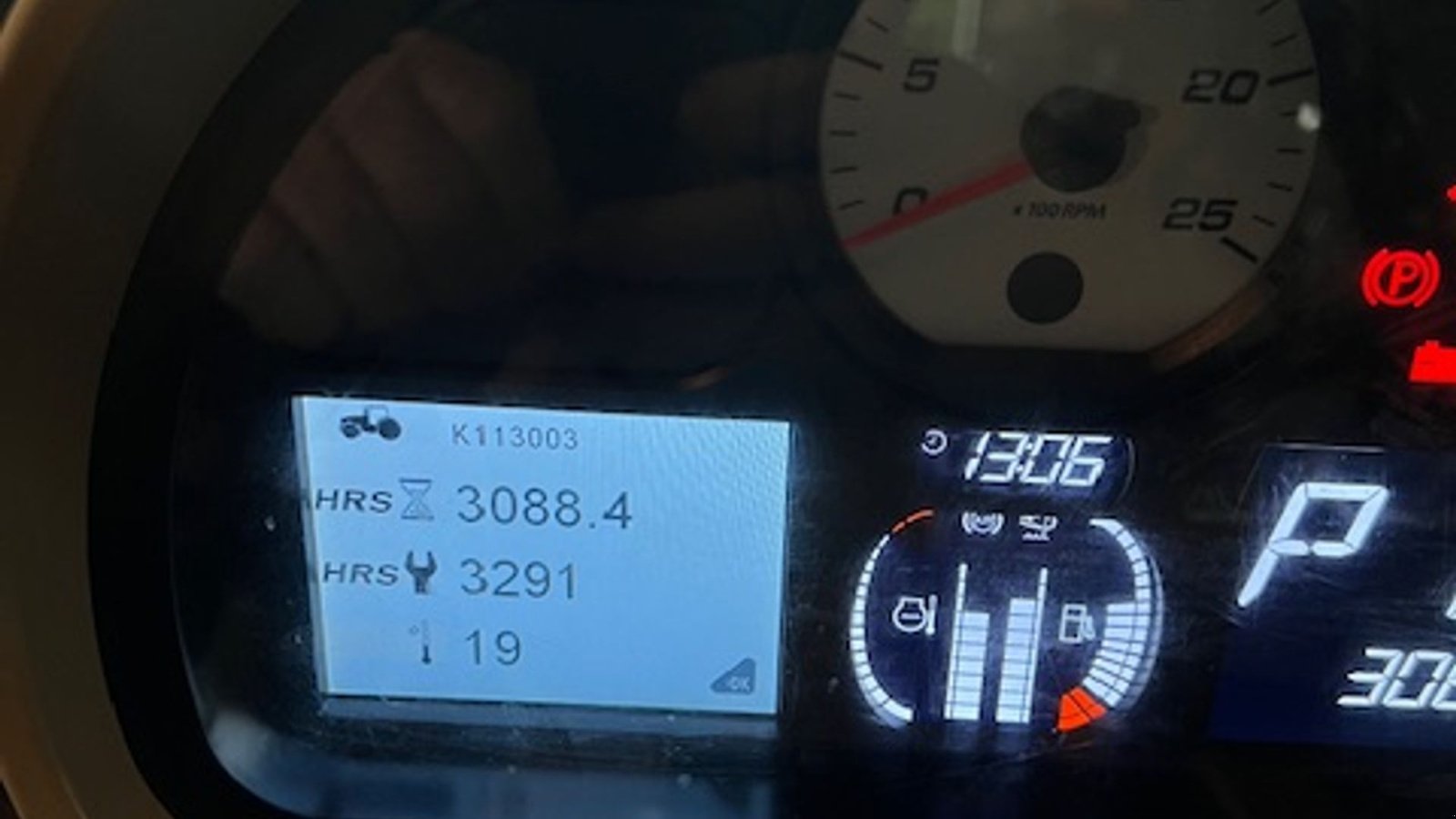 Traktor tipa Massey Ferguson 7726 S DynaVT Med front læsser. Læsser er meget lidt brugt., Gebrauchtmaschine u Lintrup (Slika 7)