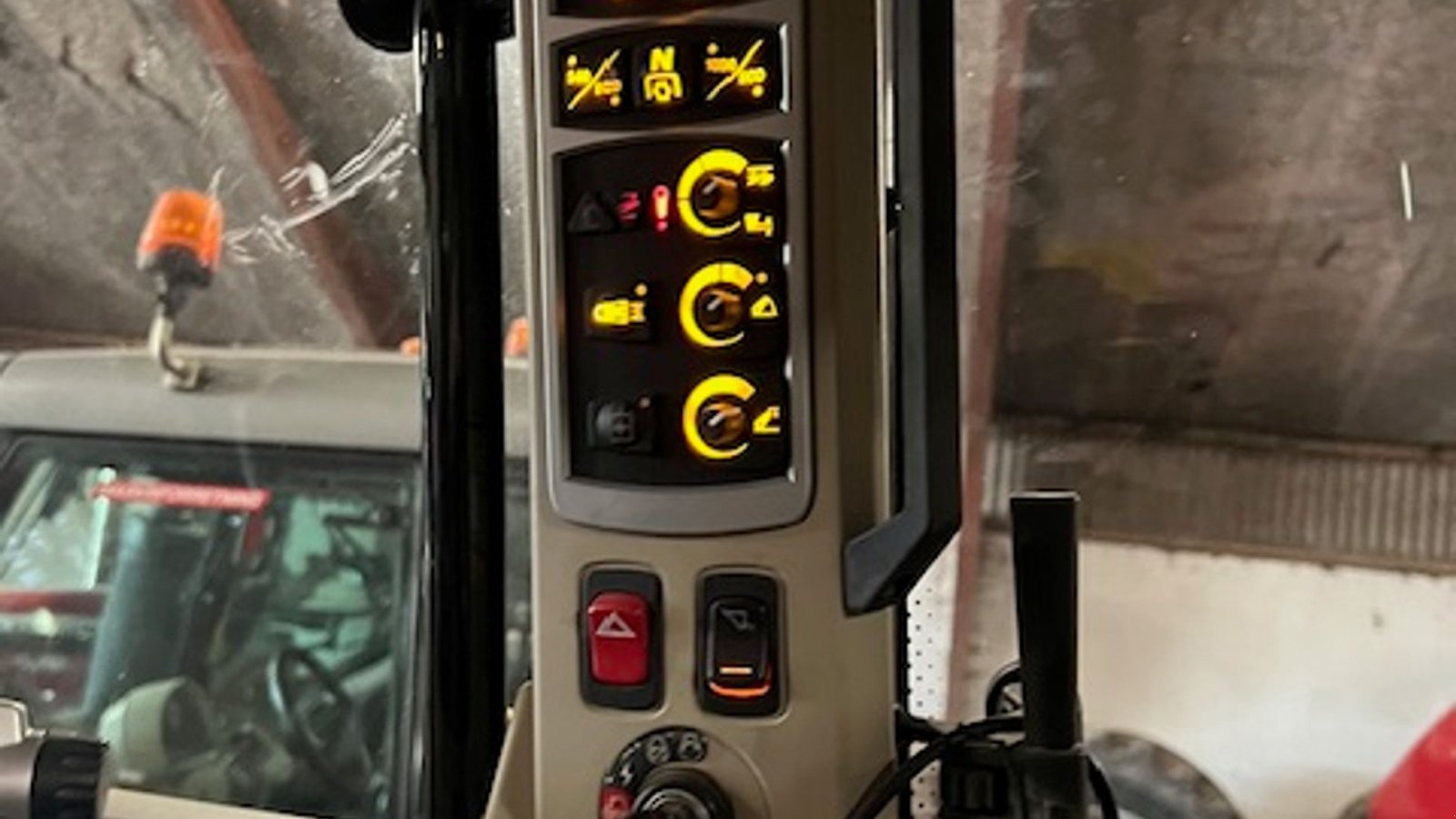 Traktor tipa Massey Ferguson 7726 S DynaVT Med front læsser. Læsser er meget lidt brugt., Gebrauchtmaschine u Lintrup (Slika 10)