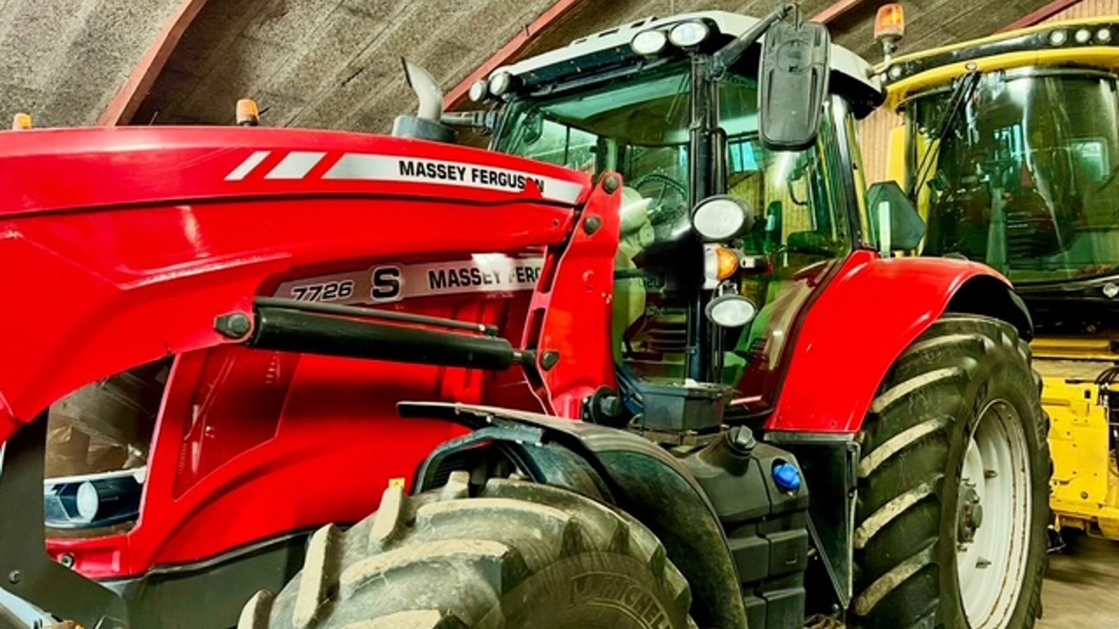 Traktor tipa Massey Ferguson 7726 S DynaVT Med front læsser. Læsser er meget lidt brugt., Gebrauchtmaschine u Lintrup (Slika 4)