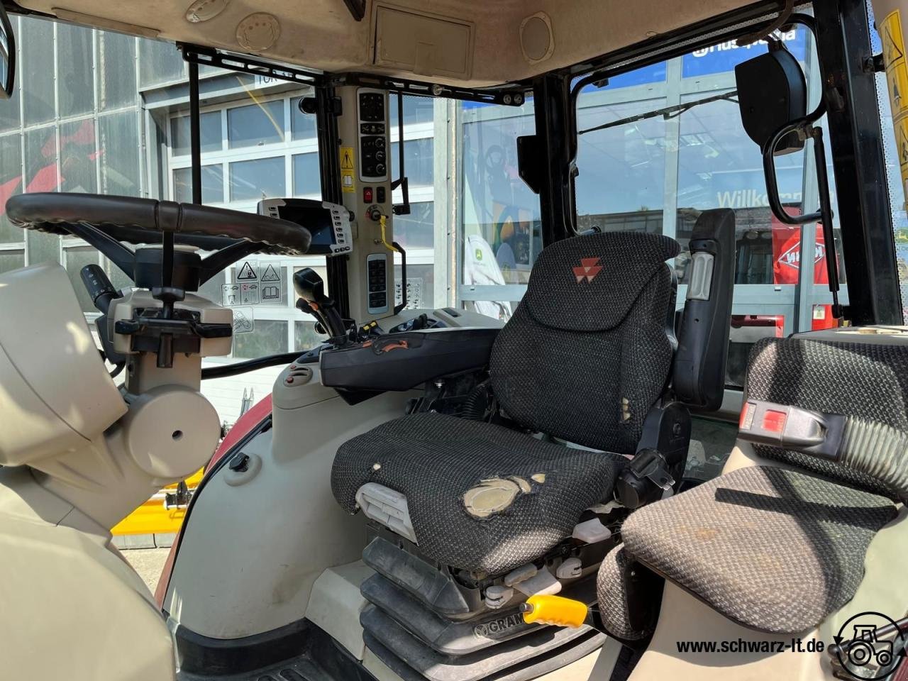 Traktor типа Massey Ferguson 7726 S, Gebrauchtmaschine в Aspach (Фотография 10)