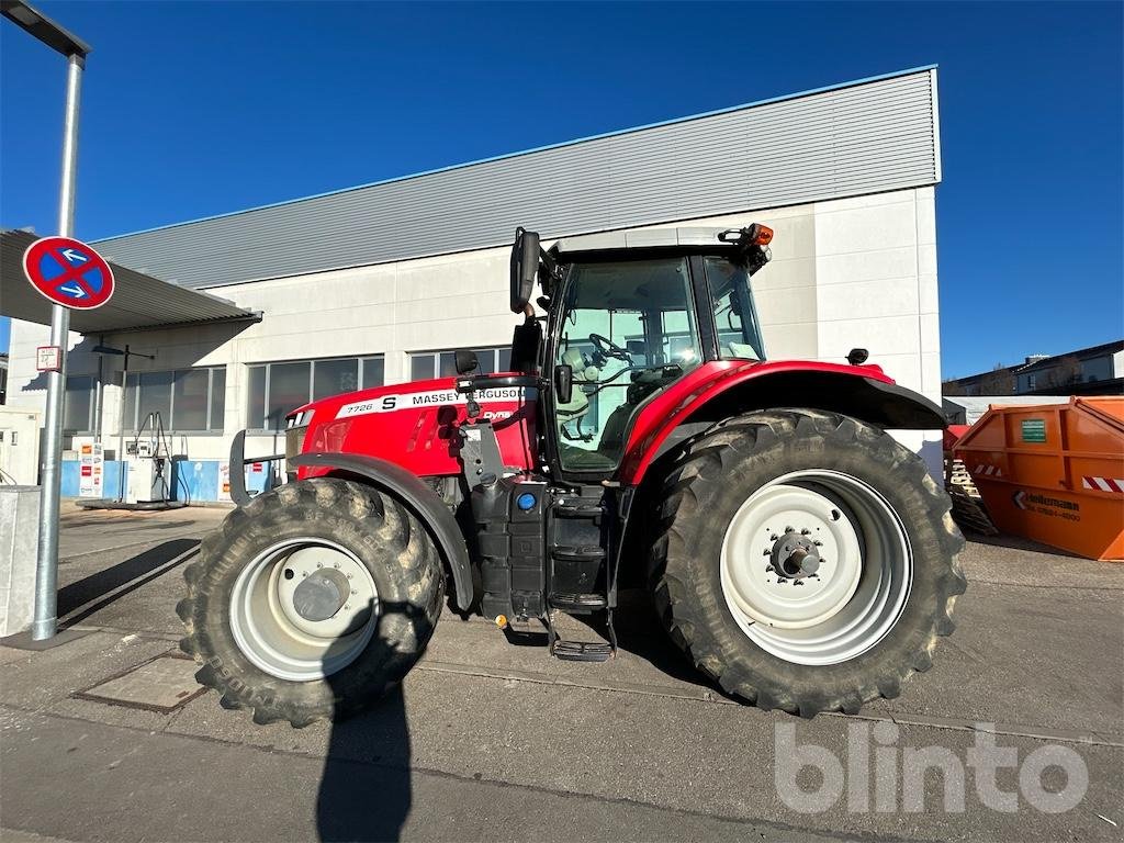 Traktor del tipo Massey Ferguson 7726 S, Gebrauchtmaschine In Düsseldorf (Immagine 4)