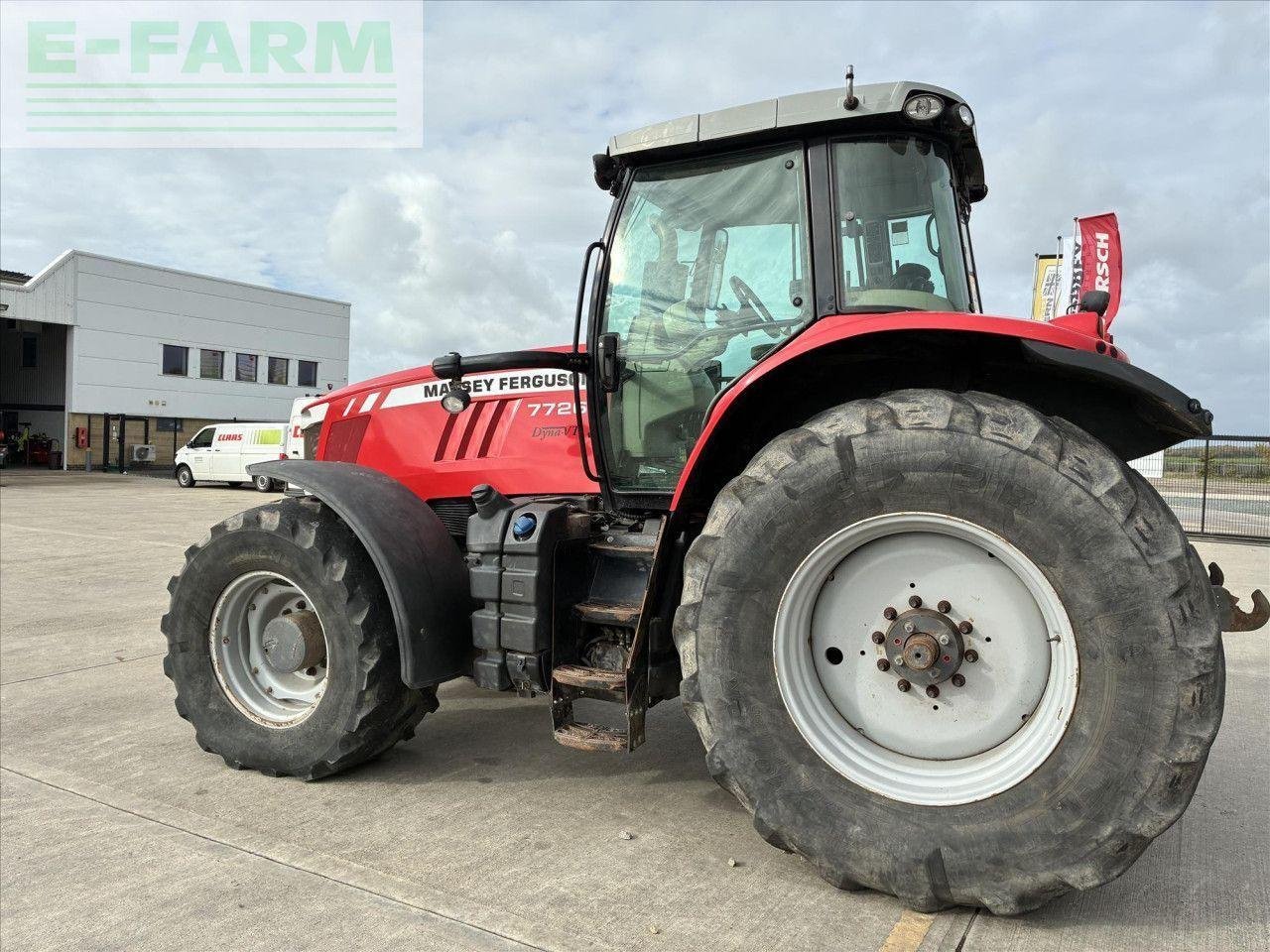 Traktor του τύπου Massey Ferguson 7726 TRACTOR, Gebrauchtmaschine σε CIRENCESTER (Φωτογραφία 6)