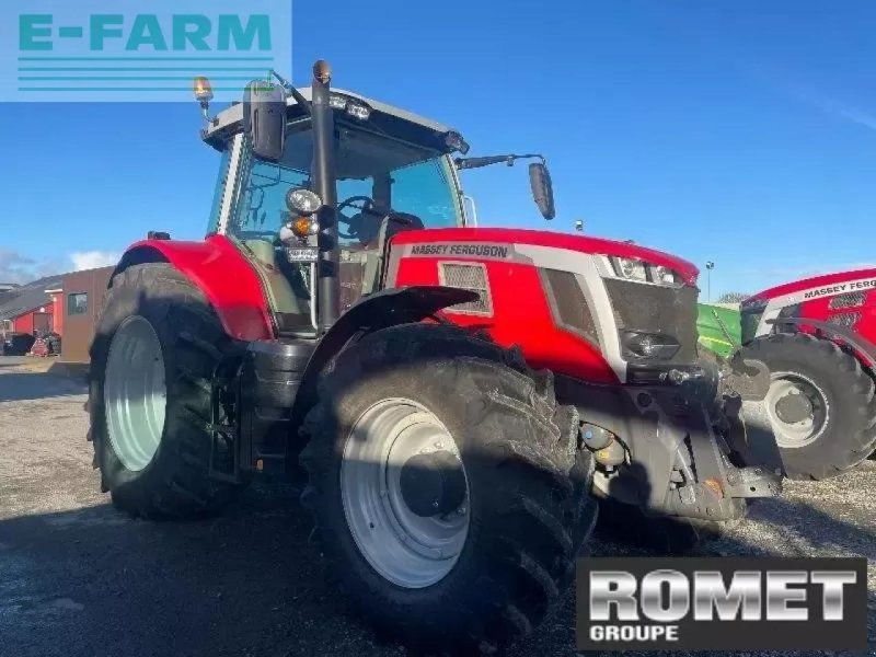 Traktor tip Massey Ferguson 7s-180 d6 ef Efficient, Gebrauchtmaschine in GENNES-SUR-GLAIZE