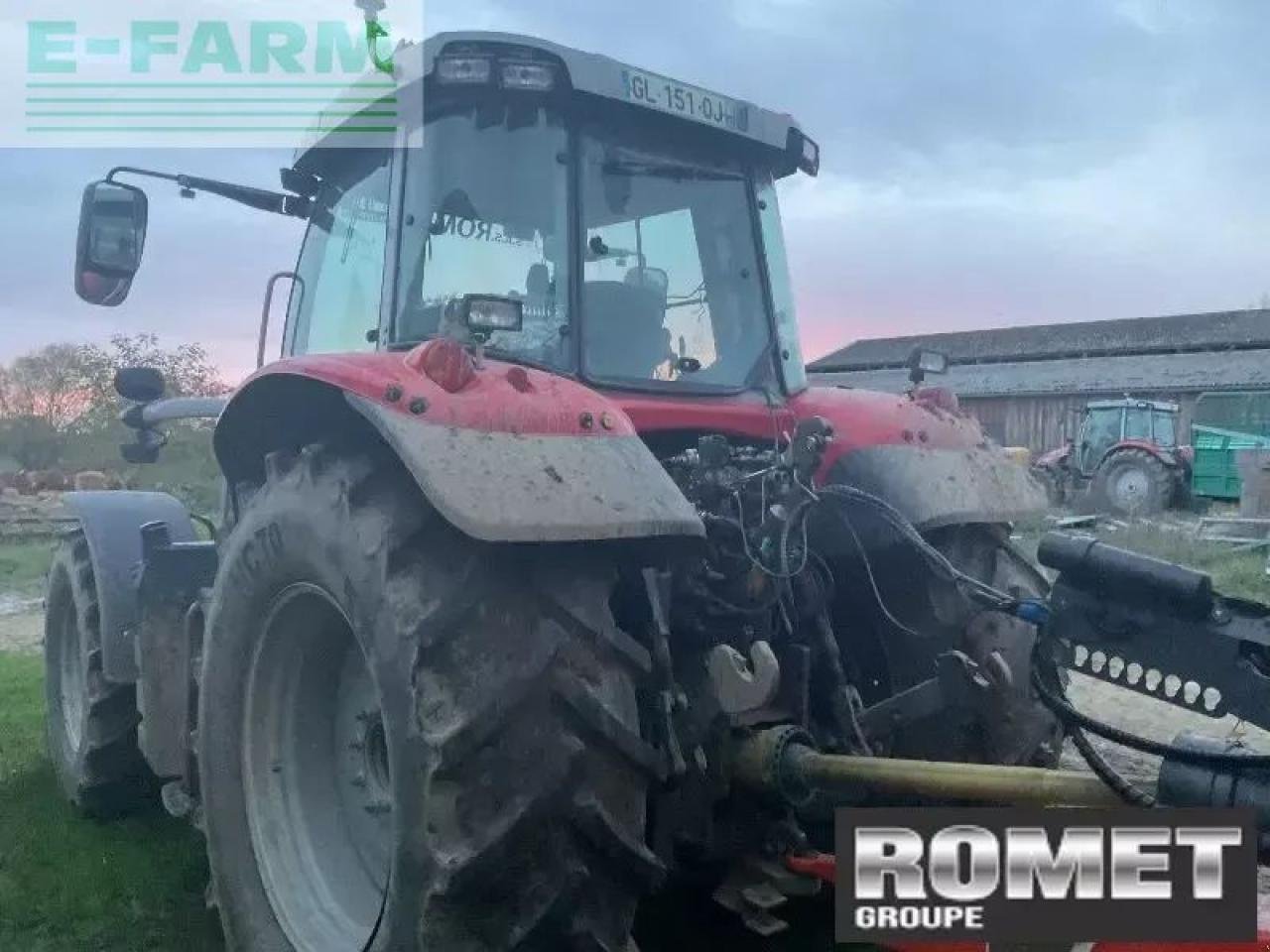 Traktor typu Massey Ferguson 7s-180 d6 ef Efficient, Gebrauchtmaschine v GENNES-SUR-GLAIZE (Obrázek 5)