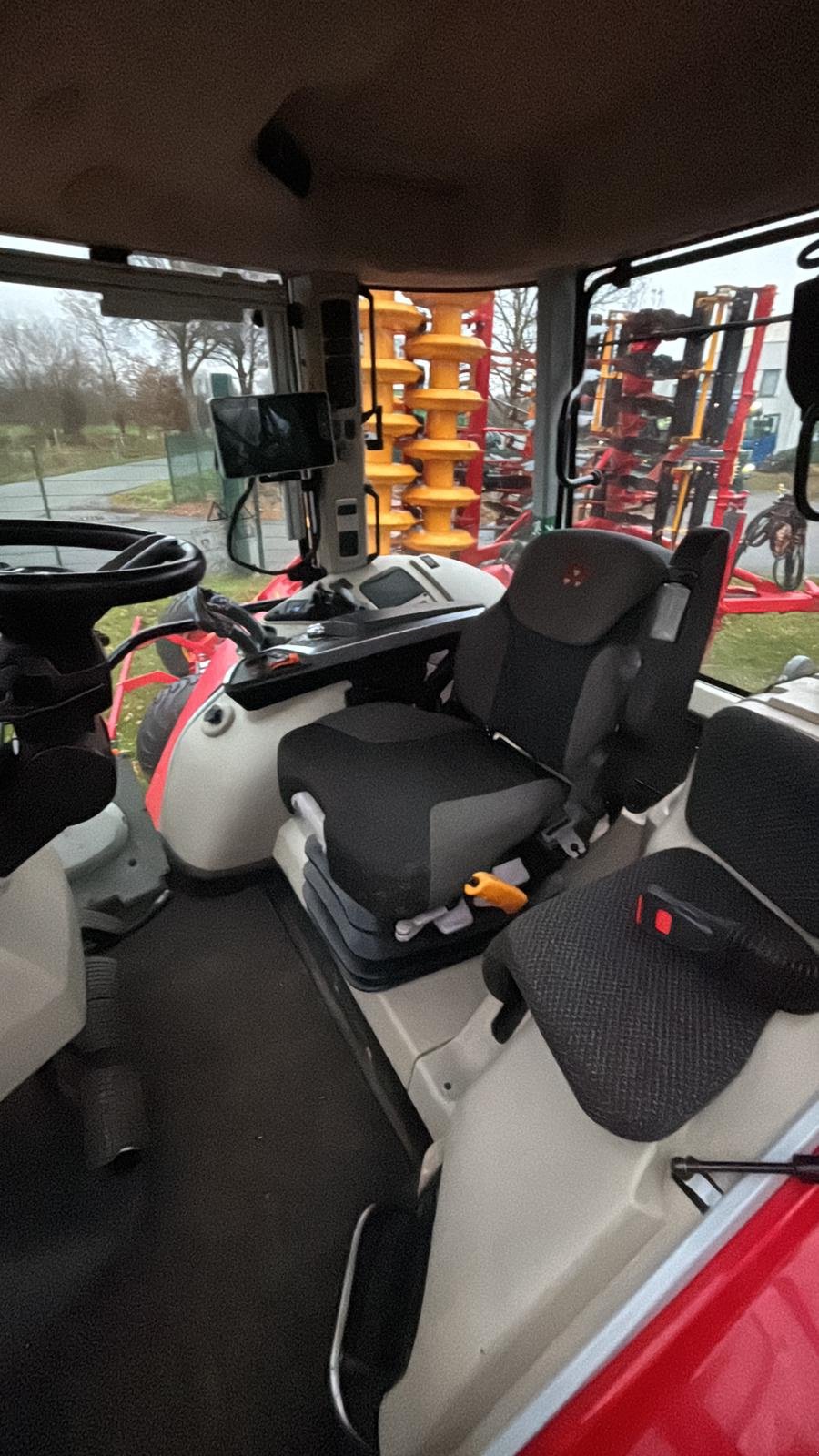 Traktor Türe ait Massey Ferguson 7S 180, Gebrauchtmaschine içinde Gnutz (resim 4)