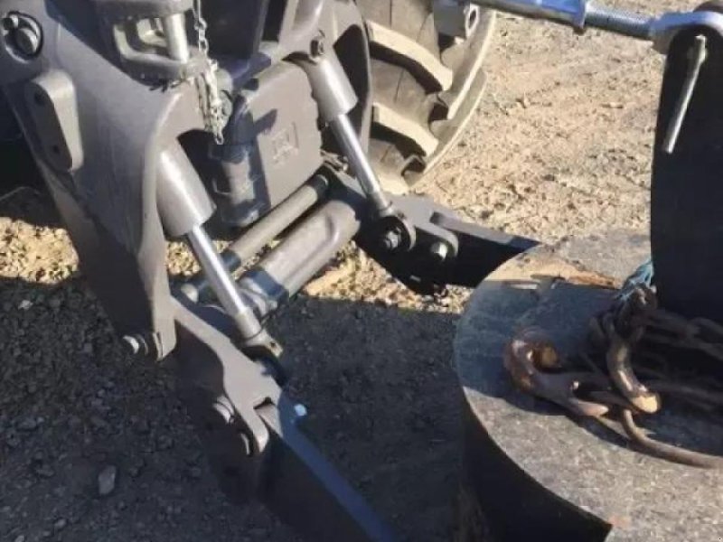 Traktor of the type Massey Ferguson 7s-190 dv ex Exclusive, Gebrauchtmaschine in GENNES-SUR-GLAIZE (Picture 1)