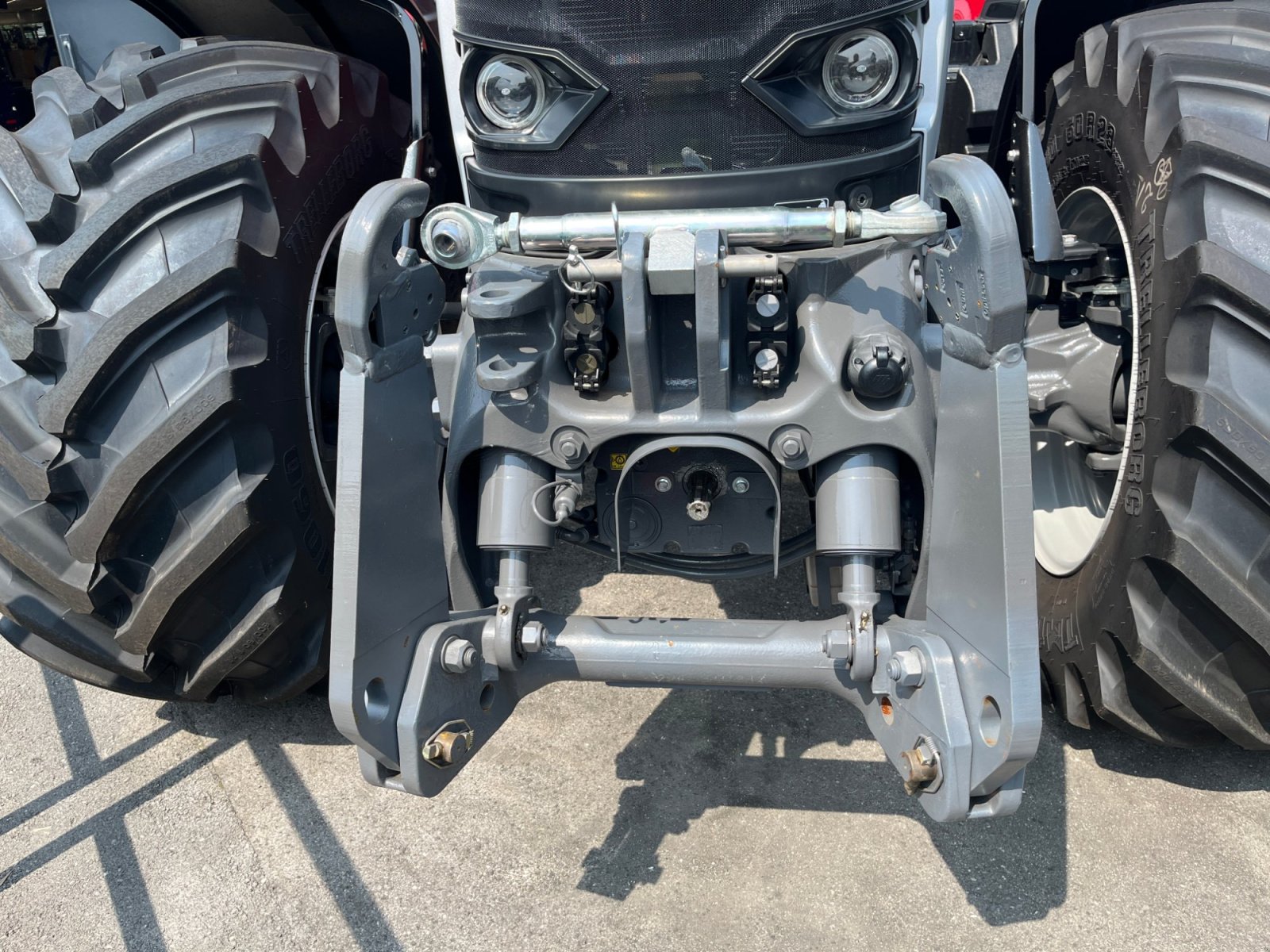 Traktor типа Massey Ferguson 7S.180 DynaVT Exclusive, Gebrauchtmaschine в Frastanz (Фотография 3)