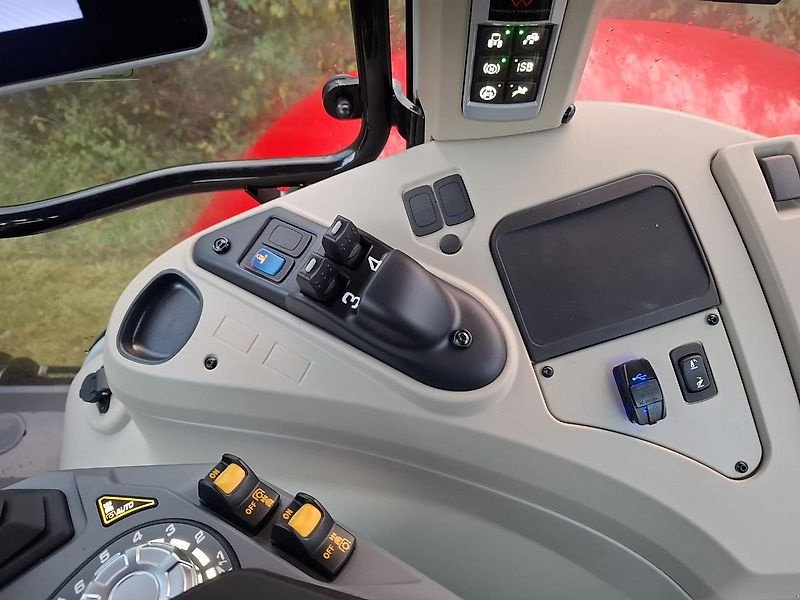 Traktor of the type Massey Ferguson 7S.190 DynaVT, Neumaschine in Itterbeck (Picture 17)