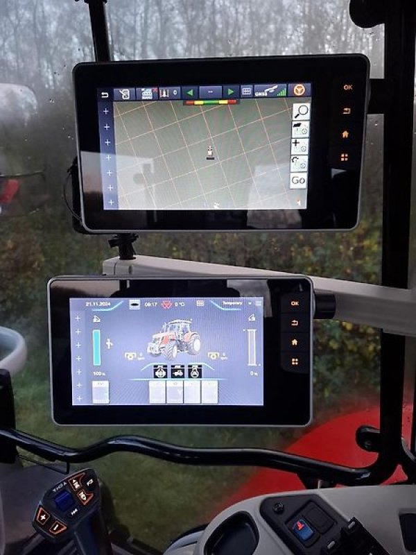 Traktor of the type Massey Ferguson 7S.190 DynaVT, Neumaschine in Itterbeck (Picture 22)