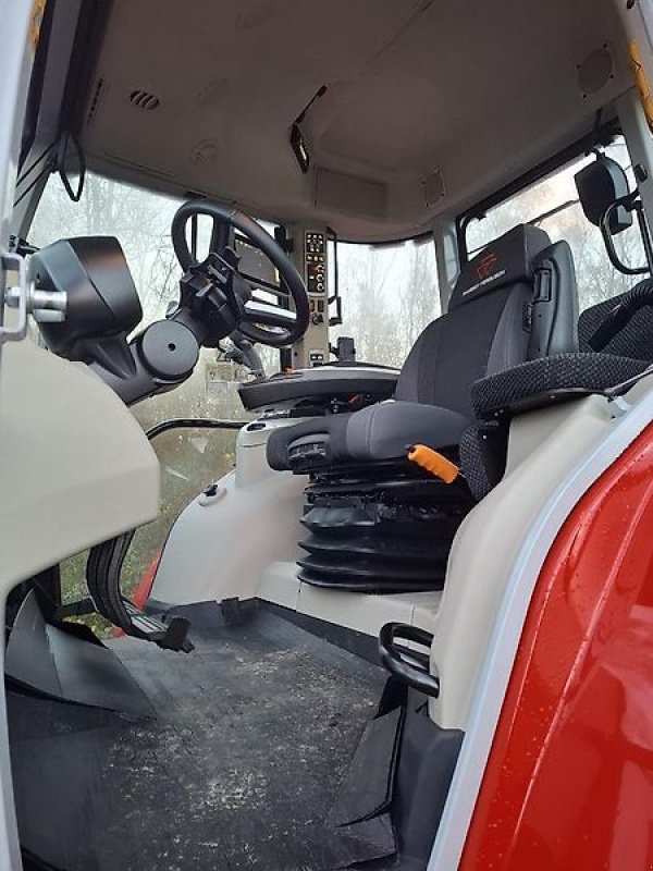 Traktor of the type Massey Ferguson 7S.190 DynaVT, Neumaschine in Itterbeck (Picture 13)