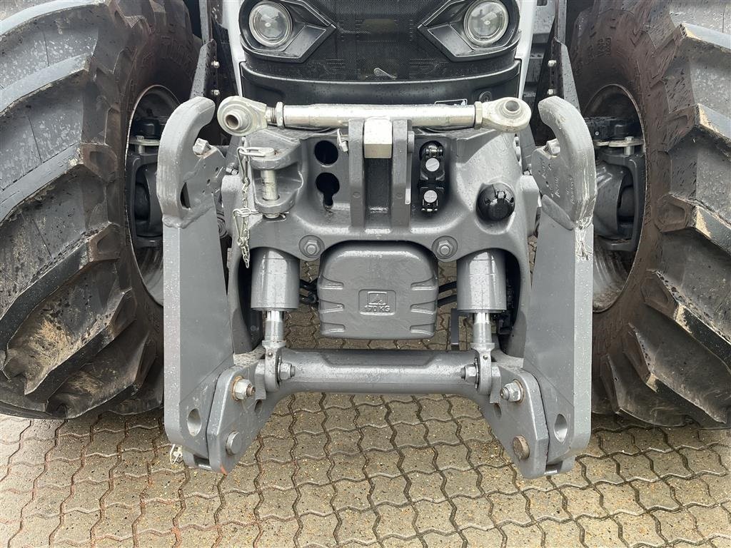 Traktor типа Massey Ferguson 7S.210 Dyna VT Exclusive, Gebrauchtmaschine в Toftlund (Фотография 5)
