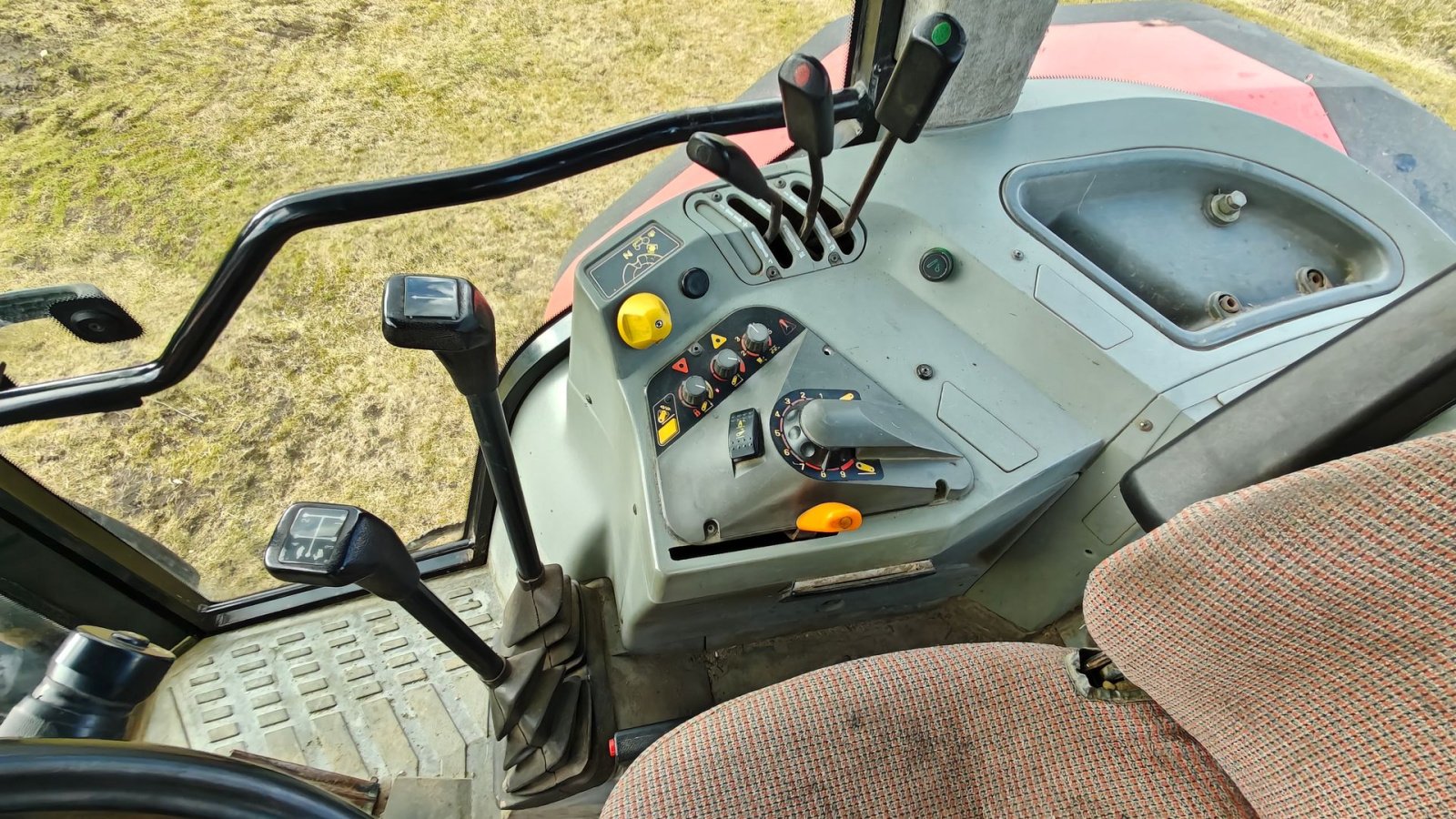Traktor типа Massey Ferguson 8110, Gebrauchtmaschine в Holstebro (Фотография 8)