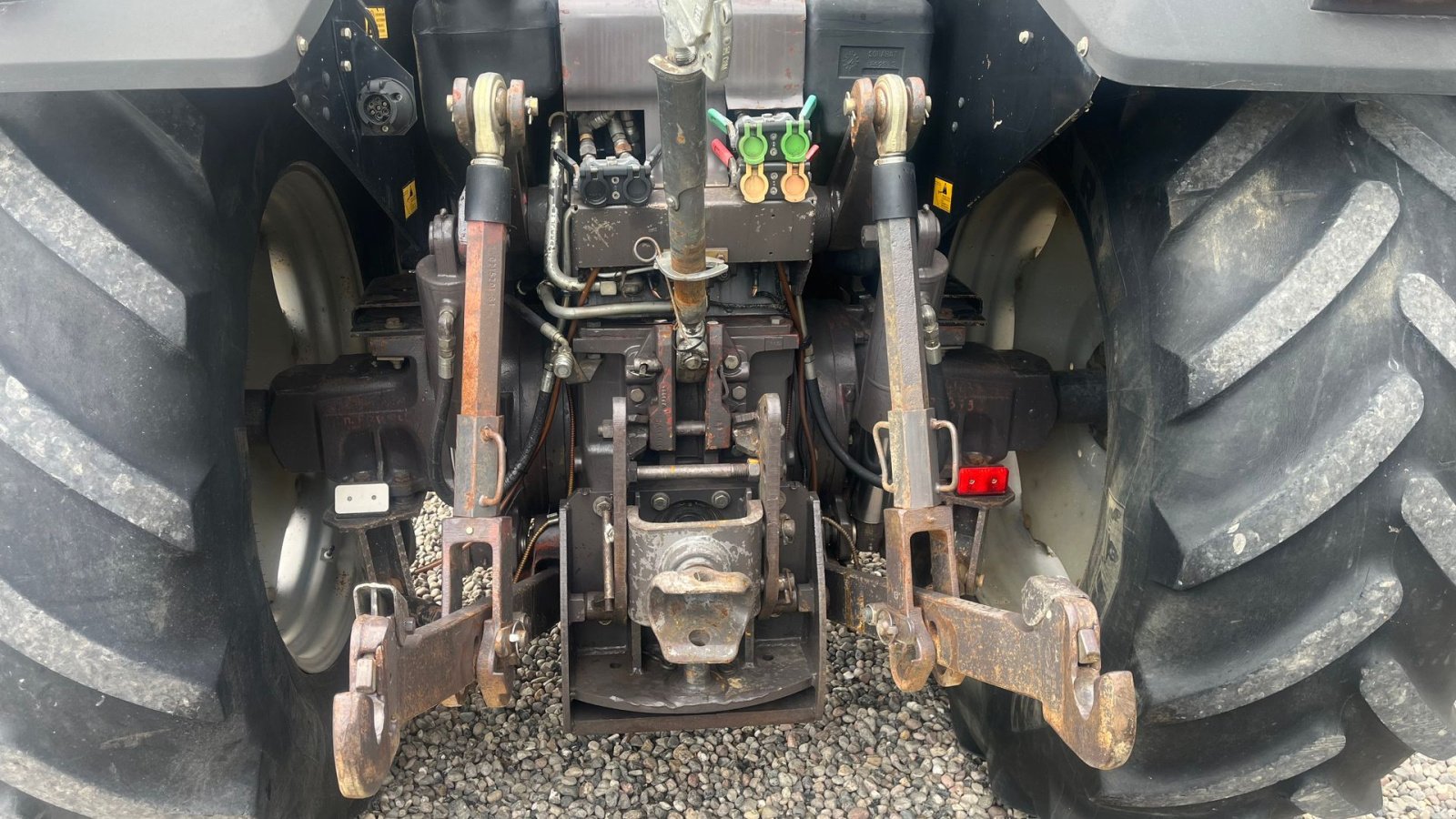 Traktor типа Massey Ferguson 8120 DYNA 4 Med frontlift, Gebrauchtmaschine в Lintrup (Фотография 5)