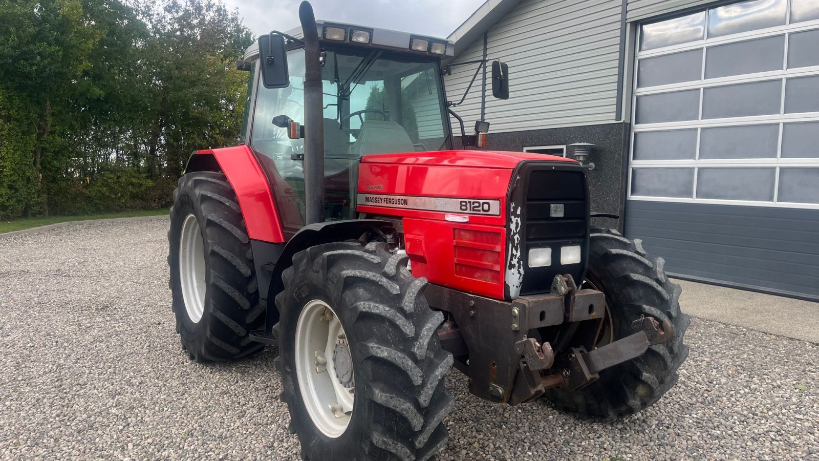 Traktor типа Massey Ferguson 8120 DYNA 4 Med frontlift, Gebrauchtmaschine в Lintrup (Фотография 18)