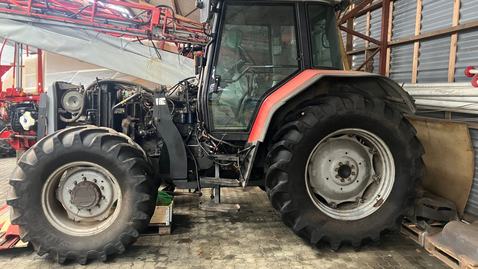 Traktor del tipo Massey Ferguson 8120, Gebrauchtmaschine en Gråsten (Imagen 1)