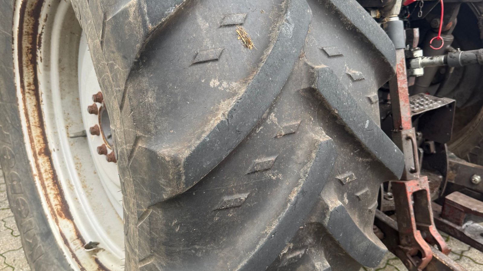 Traktor of the type Massey Ferguson 8130, Gebrauchtmaschine in Ringe (Picture 5)