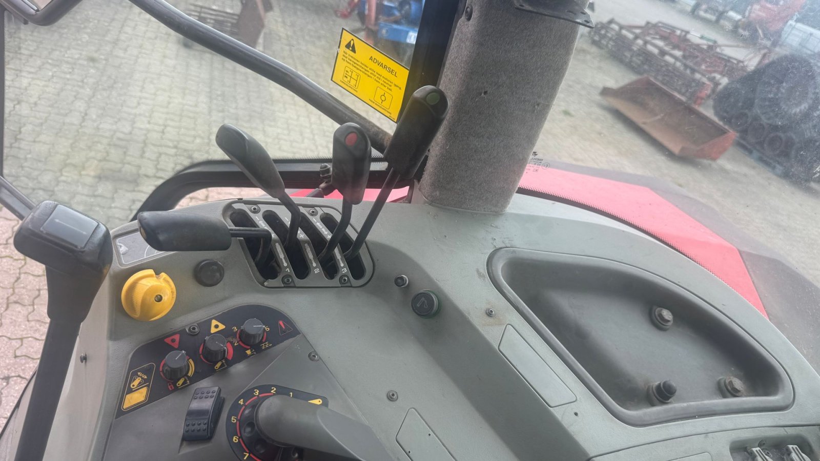 Traktor of the type Massey Ferguson 8130, Gebrauchtmaschine in Ringe (Picture 22)