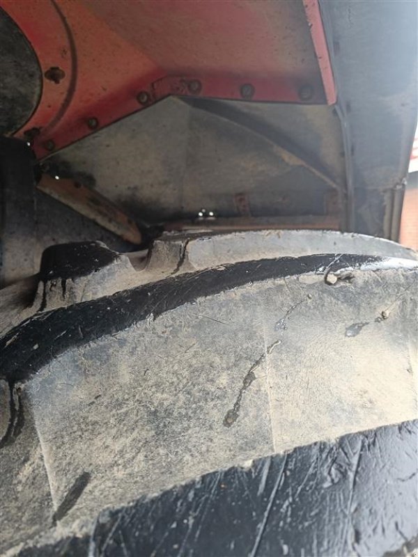 Traktor от тип Massey Ferguson 8140 Dyna Shift, Gebrauchtmaschine в Egtved (Снимка 11)