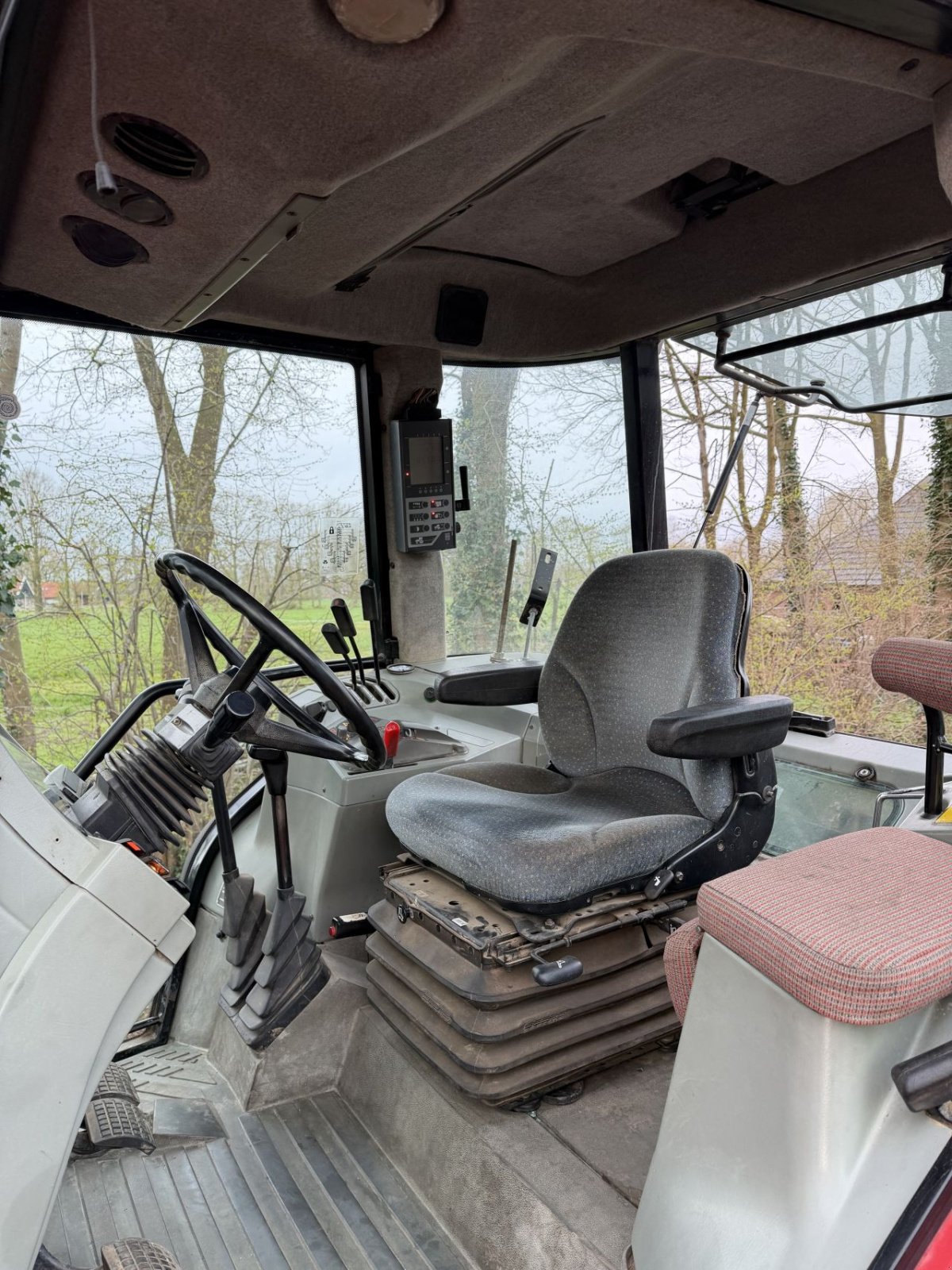 Traktor typu Massey Ferguson 8140 Dynashift, Gebrauchtmaschine w Rossum (Zdjęcie 8)