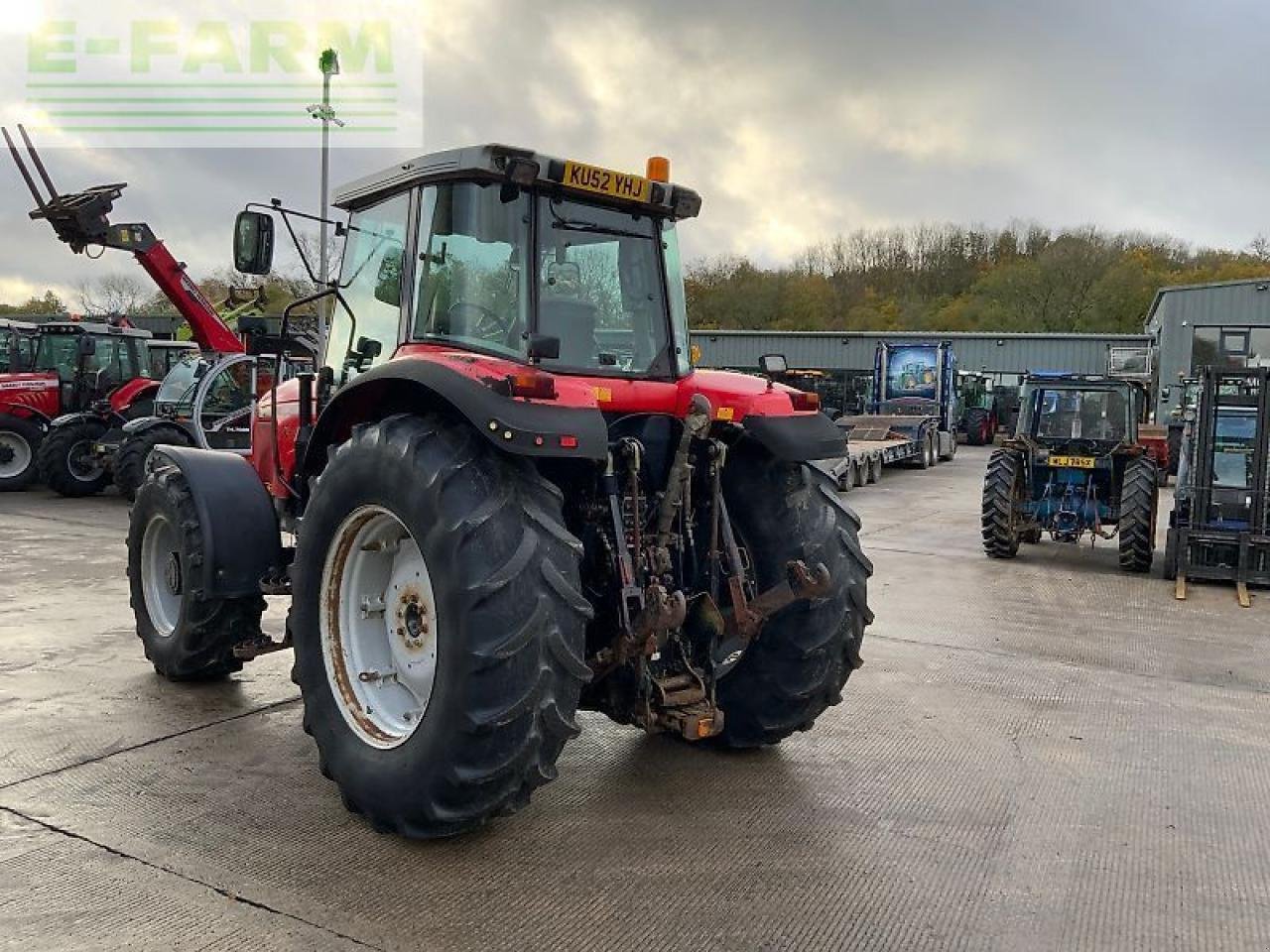 Traktor типа Massey Ferguson 8220 xtra power control tractor (st24304) Xtra, Gebrauchtmaschine в SHAFTESBURY (Фотография 7)