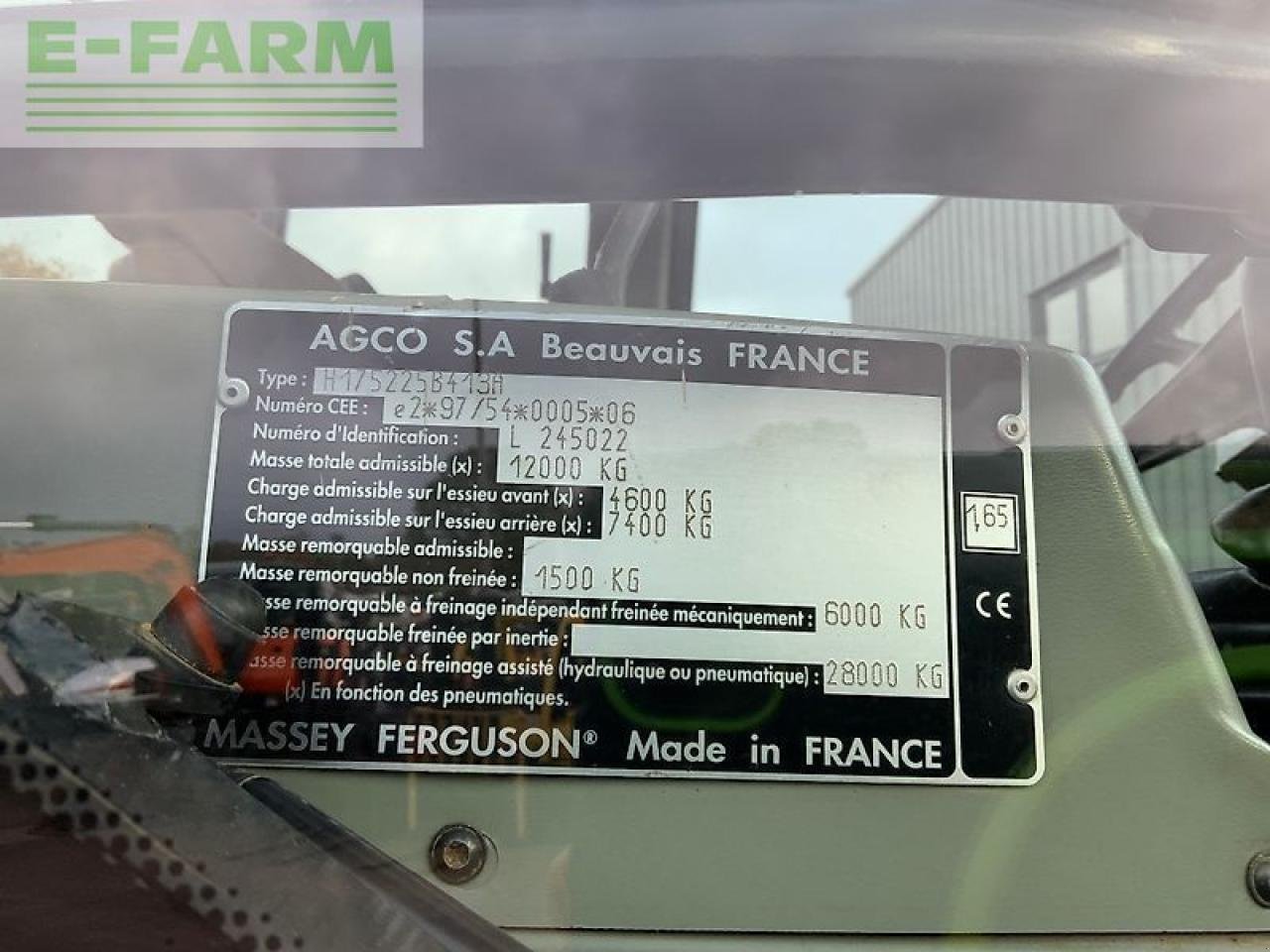 Traktor типа Massey Ferguson 8220 xtra power control tractor (st24304) Xtra, Gebrauchtmaschine в SHAFTESBURY (Фотография 16)