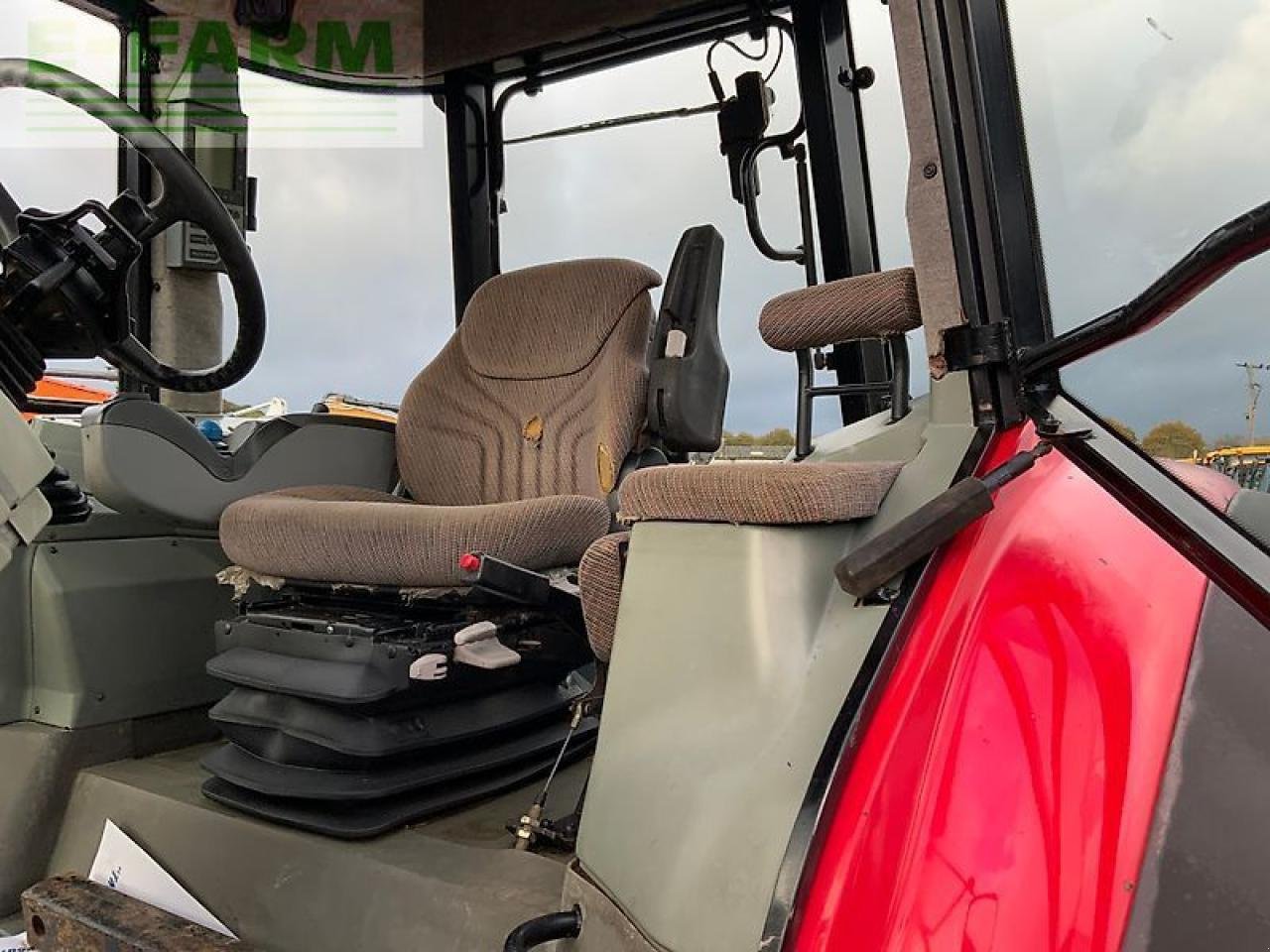 Traktor типа Massey Ferguson 8220 xtra power control tractor (st24304) Xtra, Gebrauchtmaschine в SHAFTESBURY (Фотография 17)